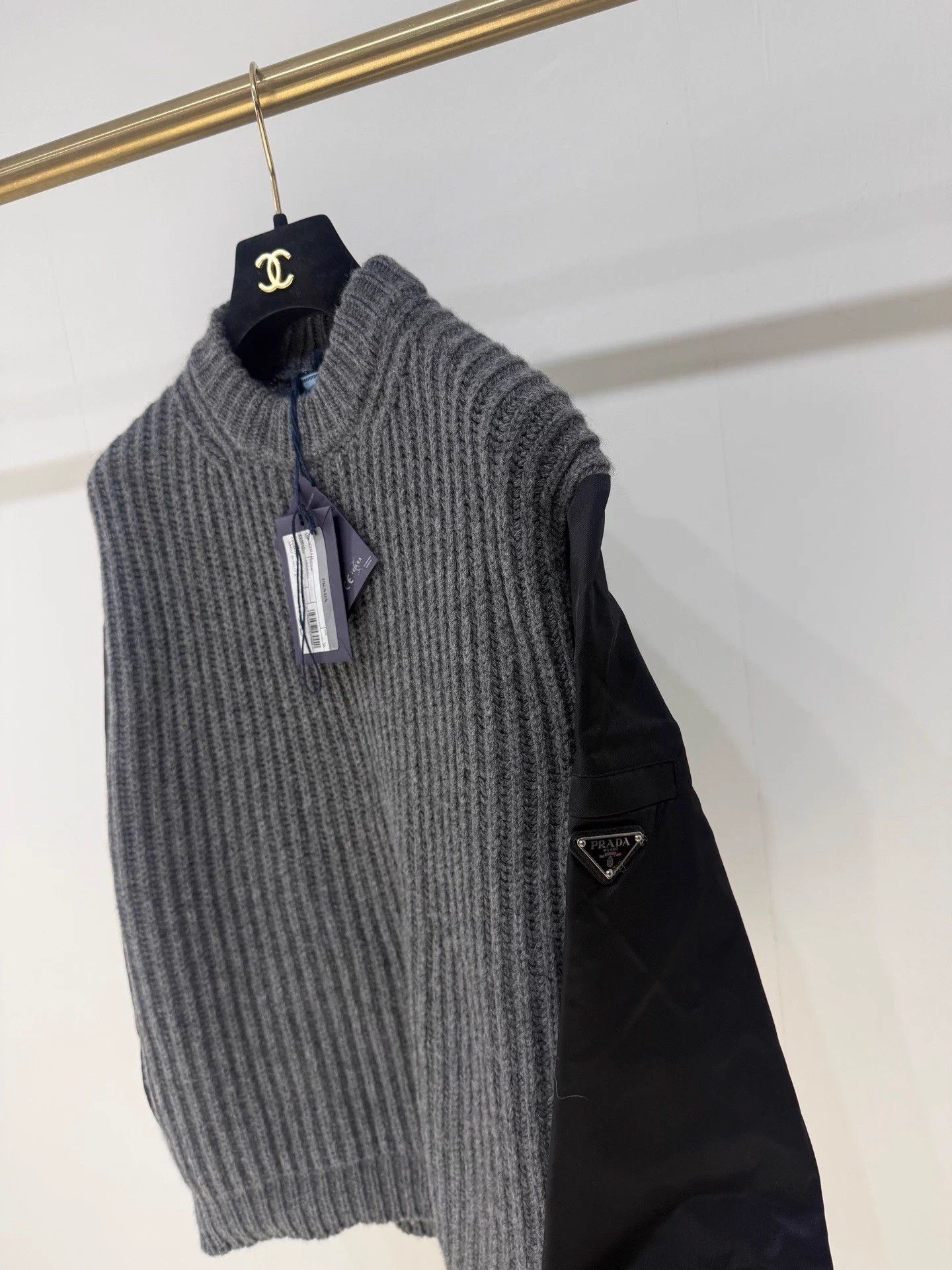 Prada Prada Grey Patchwork Knit Sweater w/ Triangle Logo (36) Size M / US 6-8 / IT 42-44 - 6 Thumbnail