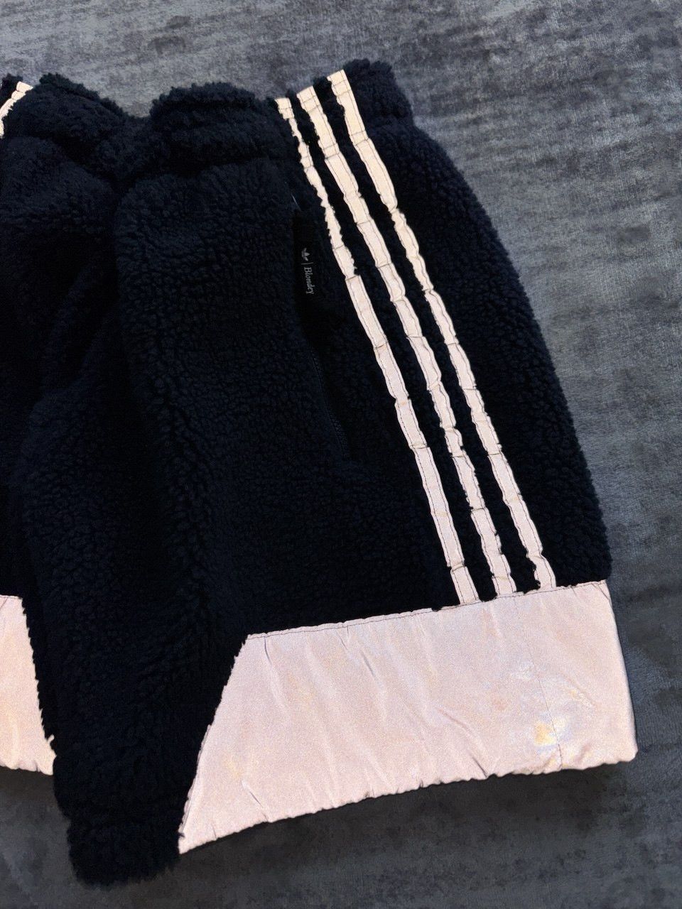 Adidas Navy Blondey McCoy Adidas Sherpa Shorts Size US 28 / EU 44 - 8 Thumbnail