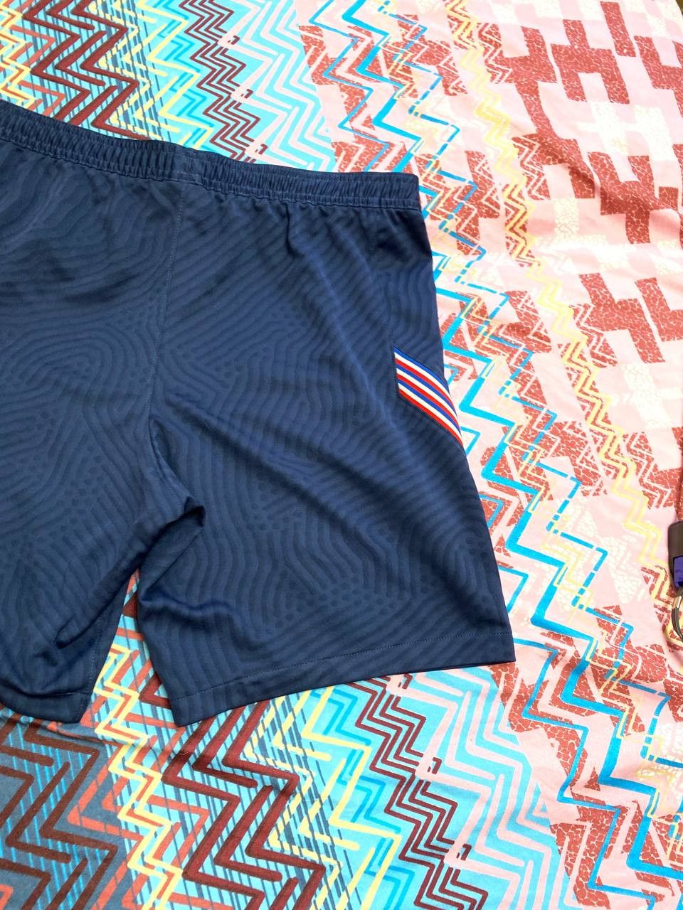 Nike shorts logo Football England Nike DRI-FIT Vintage Y2K Size US 34 / EU 50 - 12 Thumbnail