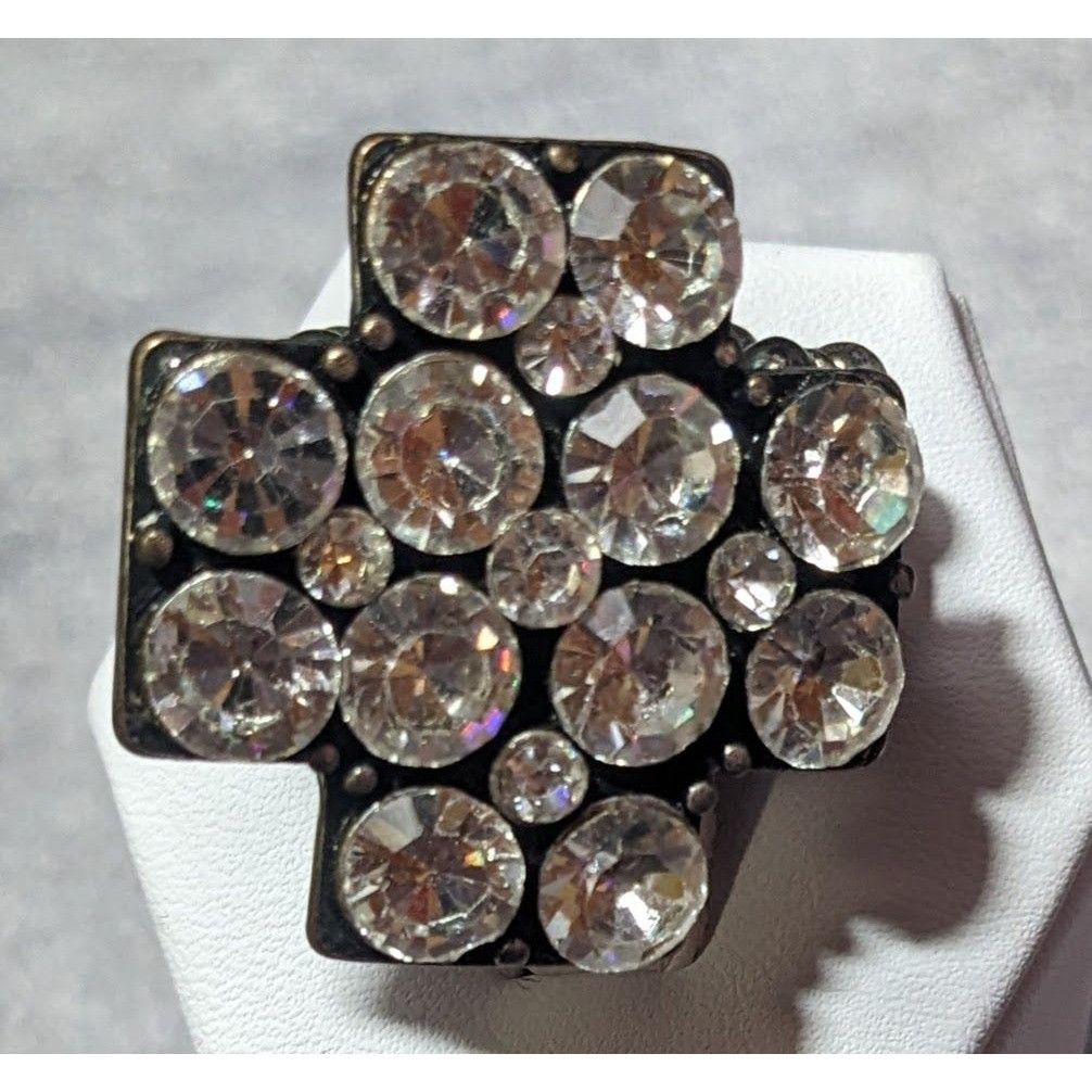 Other Glam Goth Silver Tone Rhinestone Cross Stretch Ring Size 6 1 Size ONE SIZE - 9 Thumbnail