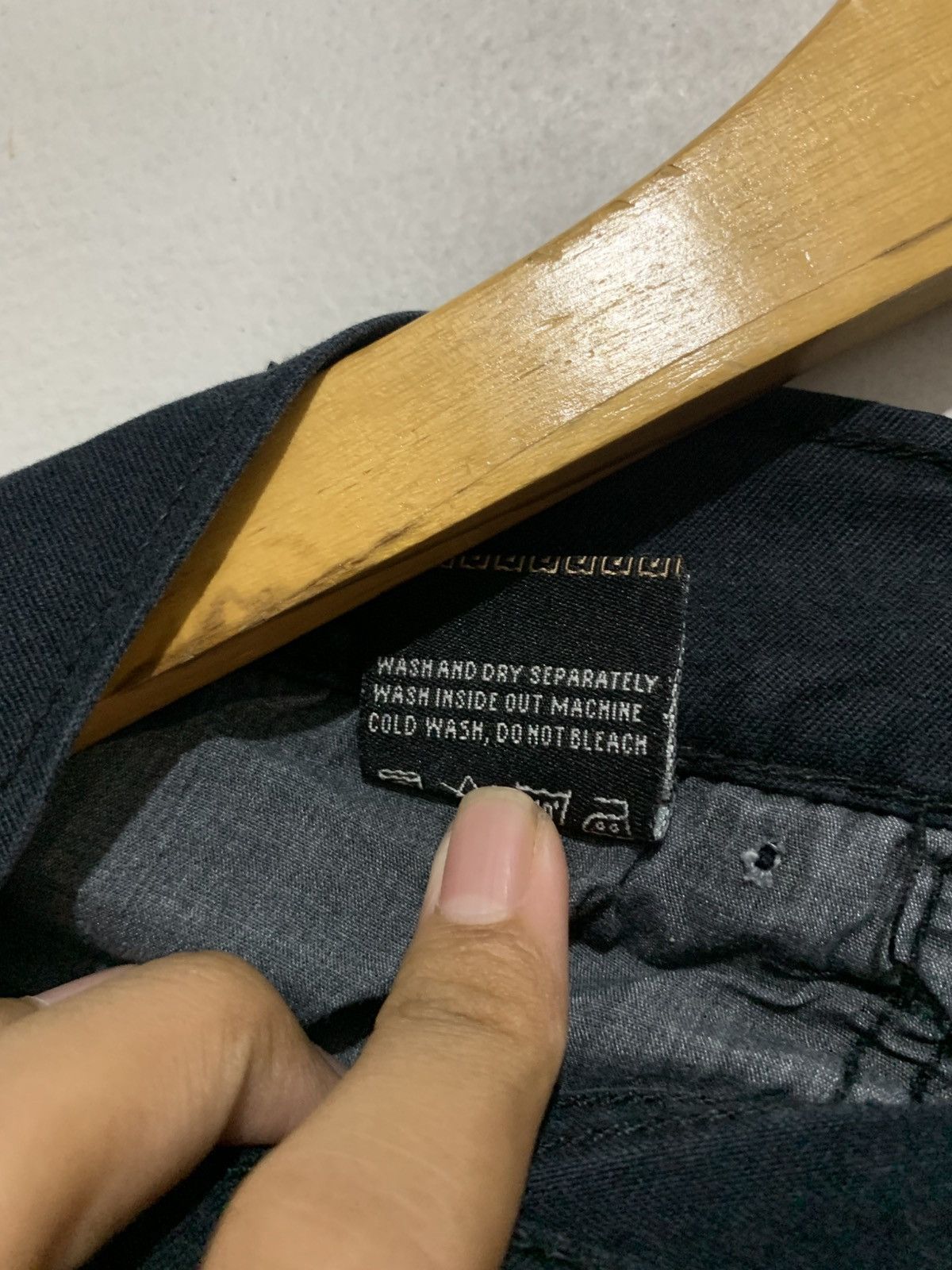 Versace Jeans Couture Pants Jeans Denim Versace couture vintage second original M Size US 32 / EU 48 - 8 Thumbnail