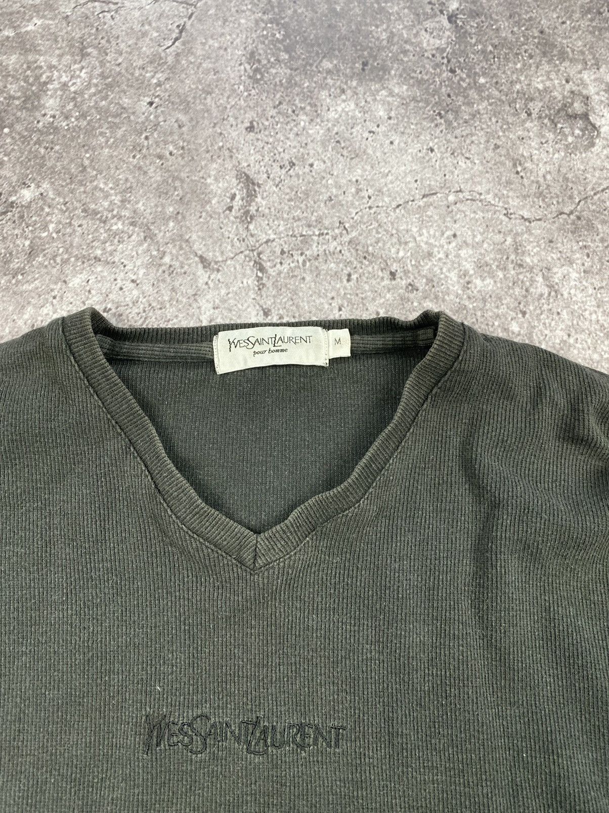 Vintage × Yves Saint Laurent Vintage Yves Saint Lauren centre logo V Neck YSL Faded Long Size US M / EU 48-50 / 2 - 3 Thumbnail