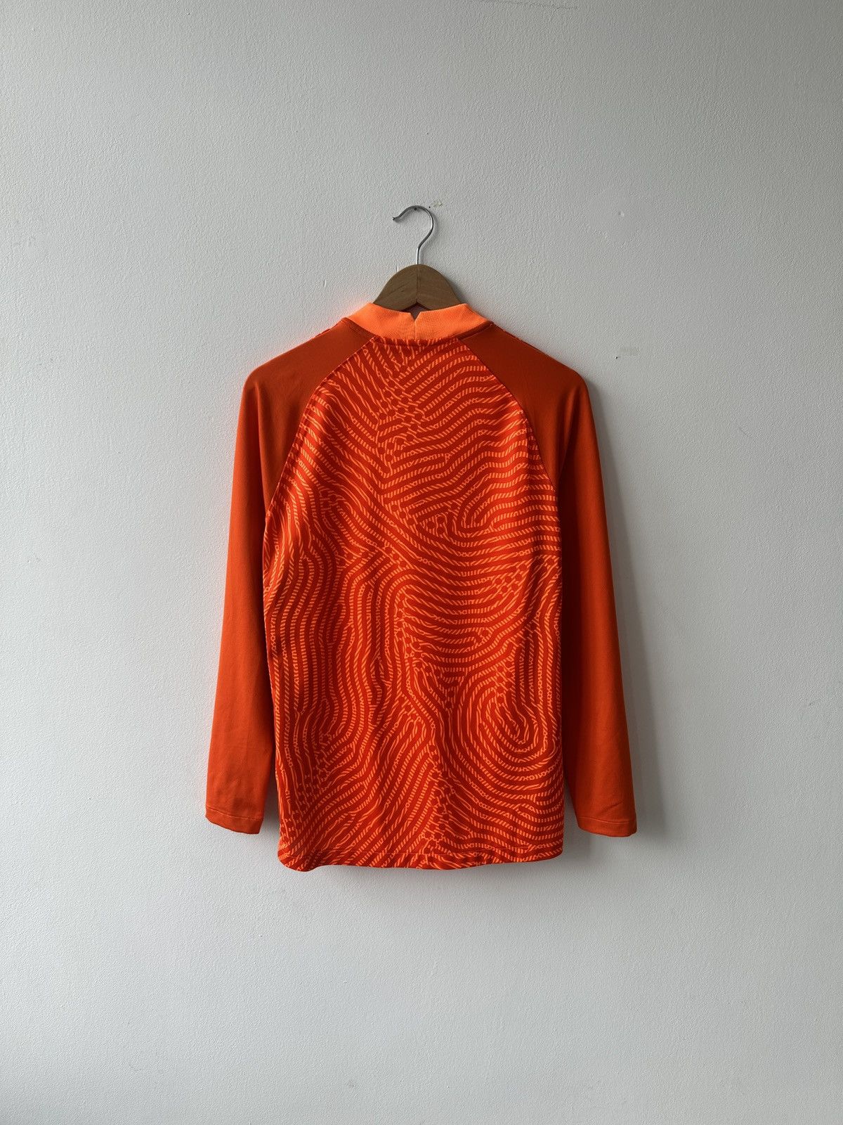 Nike Nike Dri-FIT Orange Long Sleeve Shirt, Size M, Athletic Fit Size US M / EU 48-50 / 2 - 10 Thumbnail