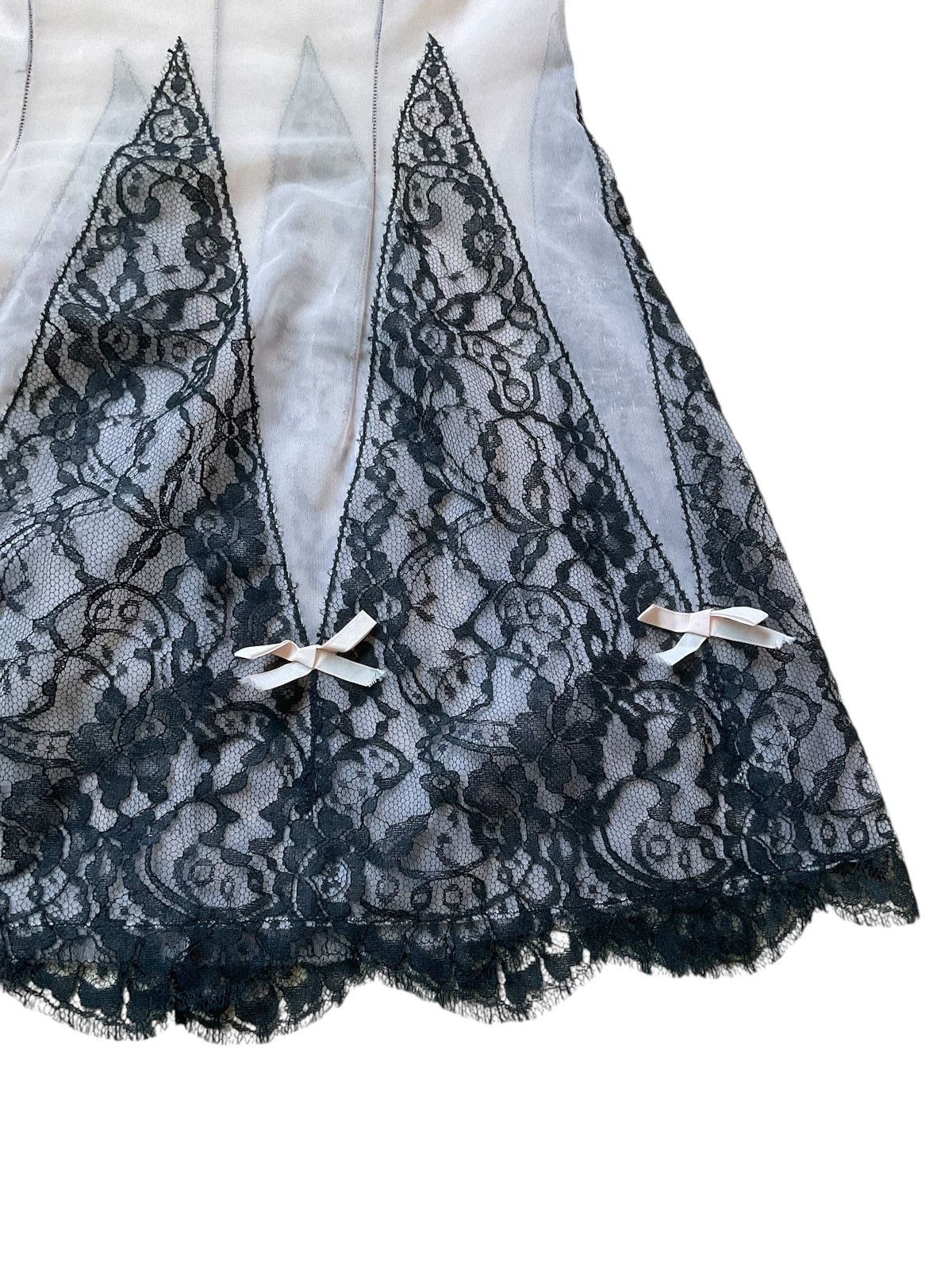Vintage French lace slip dress Size S / US 4 / IT 40 - 4 Thumbnail