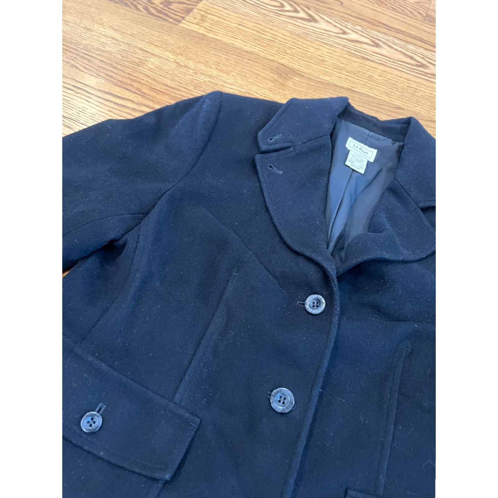 Vintage VINTAGE LL Bean Women’s Wool Blazer Petite Size S Black Lined 3 Button Blazer Size S / US 4 / IT 40 - 3 Thumbnail