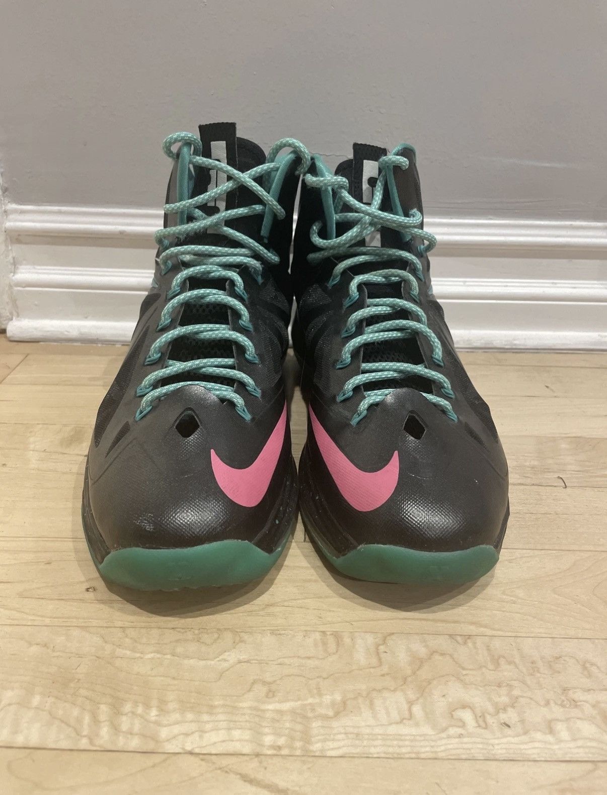Nike LeBron 10 ID Miami Vice Size 12 Size US 12 / EU 45 - 5 Thumbnail