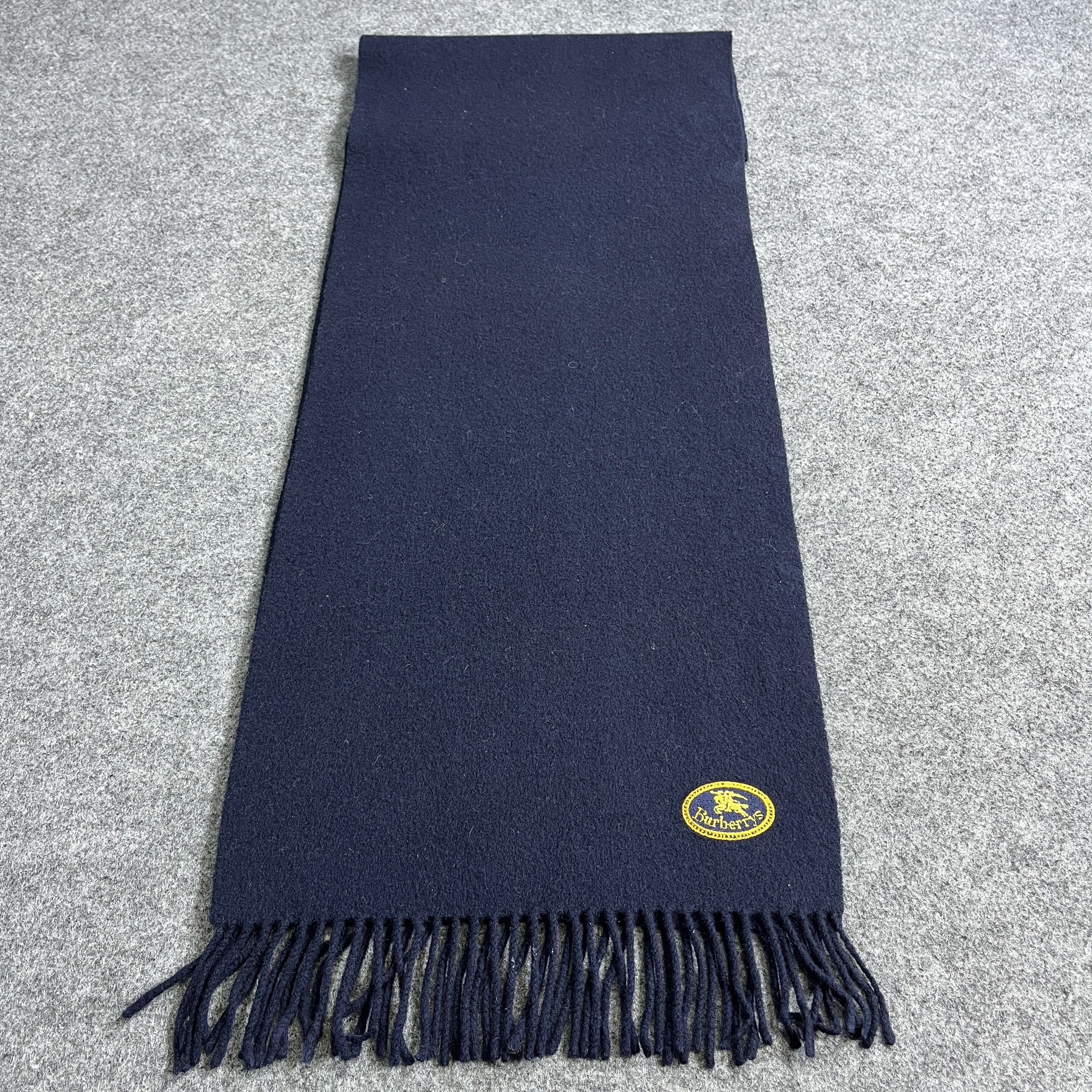 Burberry Burberrys Scarf / Muffler / Neckwear T1514 Size ONE SIZE - 2 Thumbnail