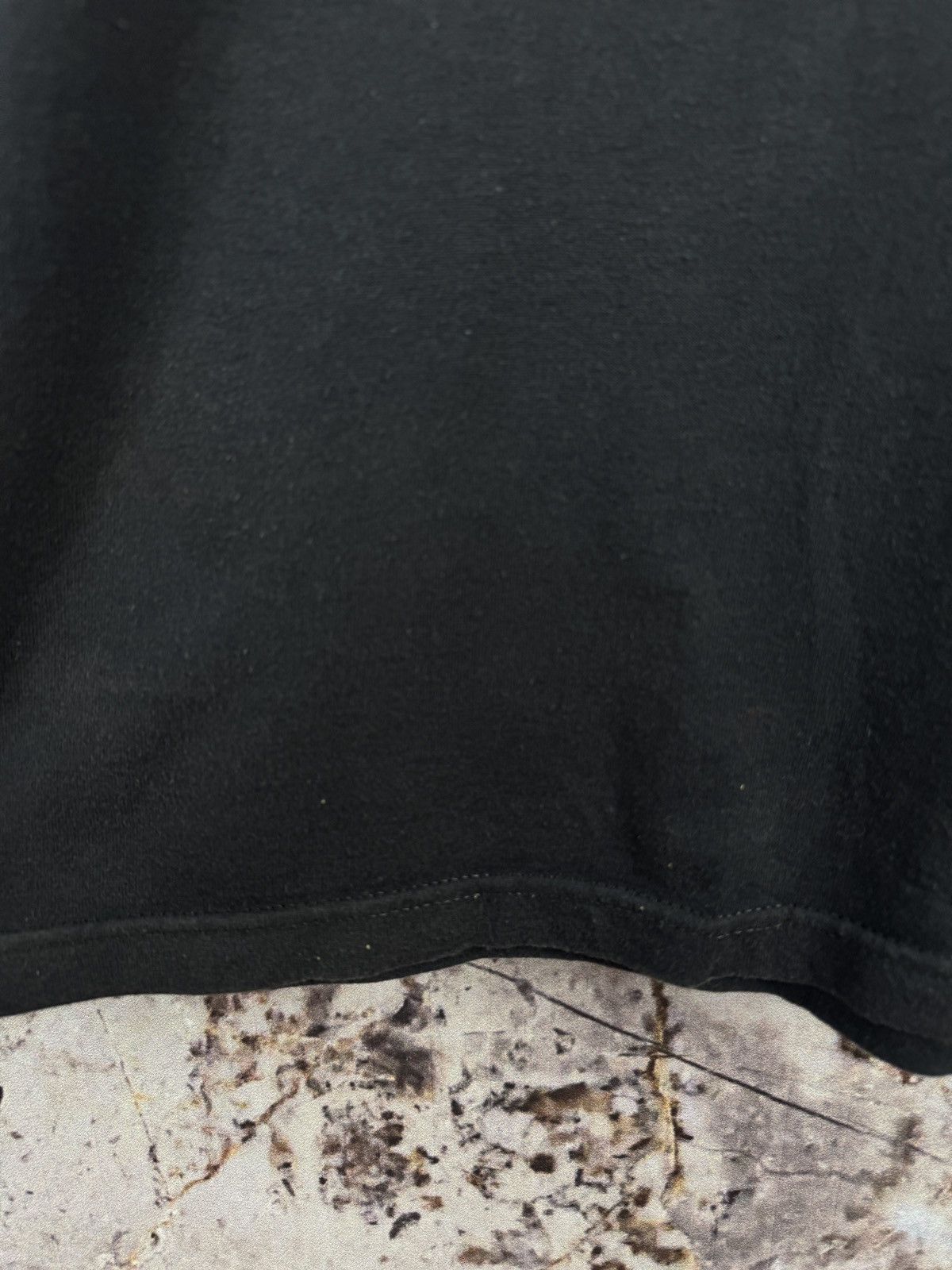 Fruit Of The Loom Believe Movie Scene Graphic T-Shirt Black Short Sleeve Tee Size US L / EU 52-54 / 3 - 7 Thumbnail