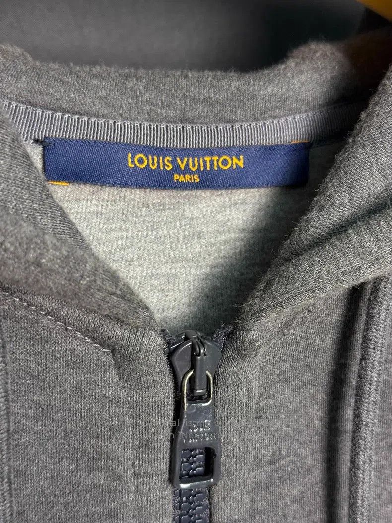 Louis Vuitton Louis Vuitton Pin Zip Jacket Size US S / EU 44-46 / 1 - 2 Thumbnail