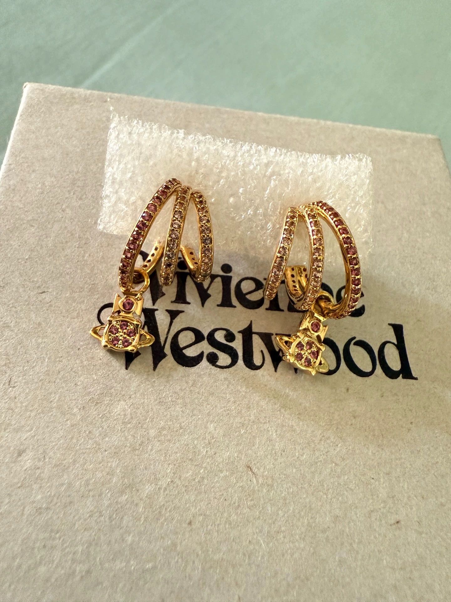 Gentle Monster gold three-ring cat paw earrings Size ONE SIZE - 1 Thumbnail