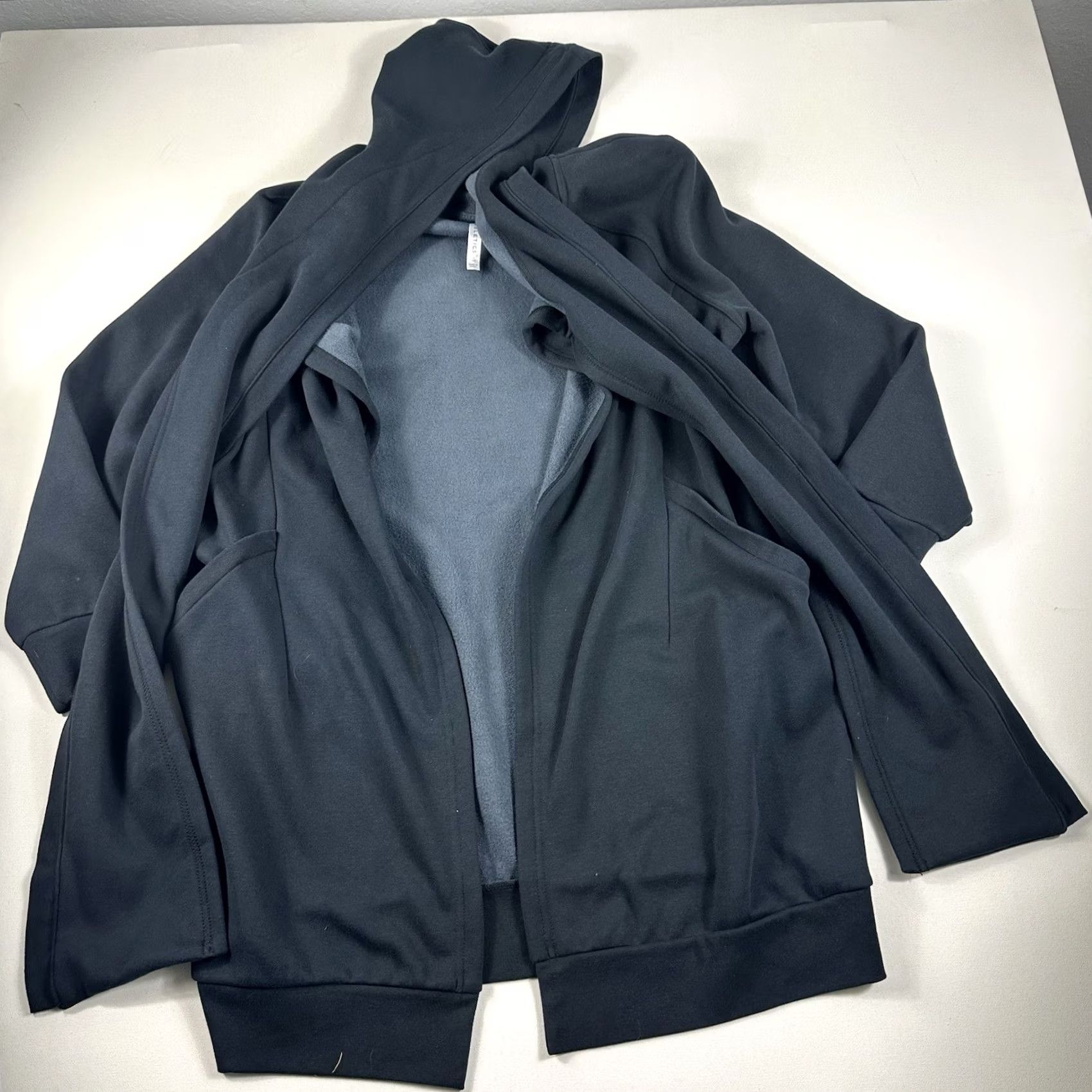 Fabletics Fabletics Cardigan Womens M Black Geri Long Wrap Scarf Fleece Hood Pockets Cardigan Wrap Hoodie Tie Open Hooded Size M / US 6-8 / IT 42-44 - 2 Thumbnail