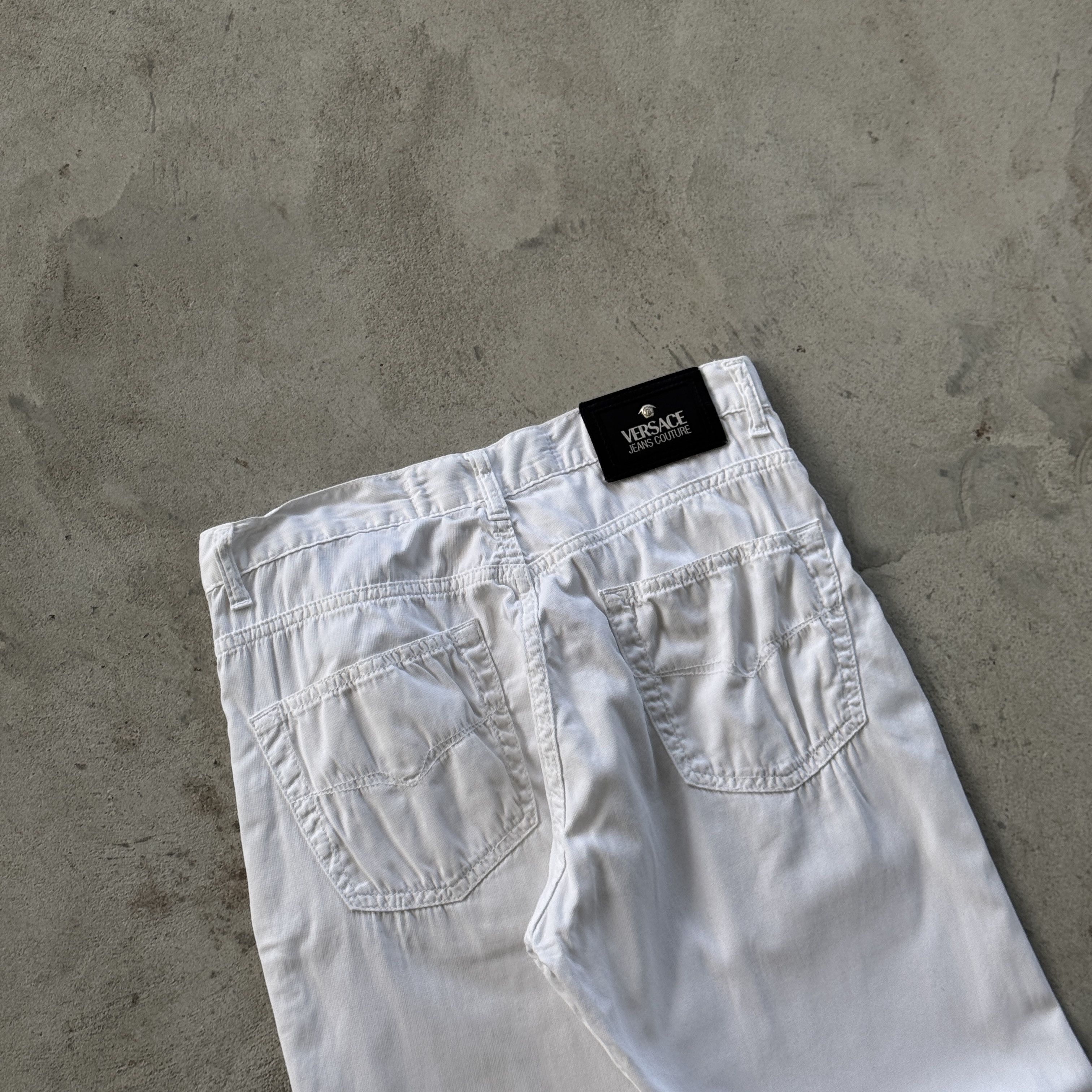 Versace Versace Jeans Couture Vintage White Corduroy Pants 30 Size US 30 / EU 46 - 4 Thumbnail