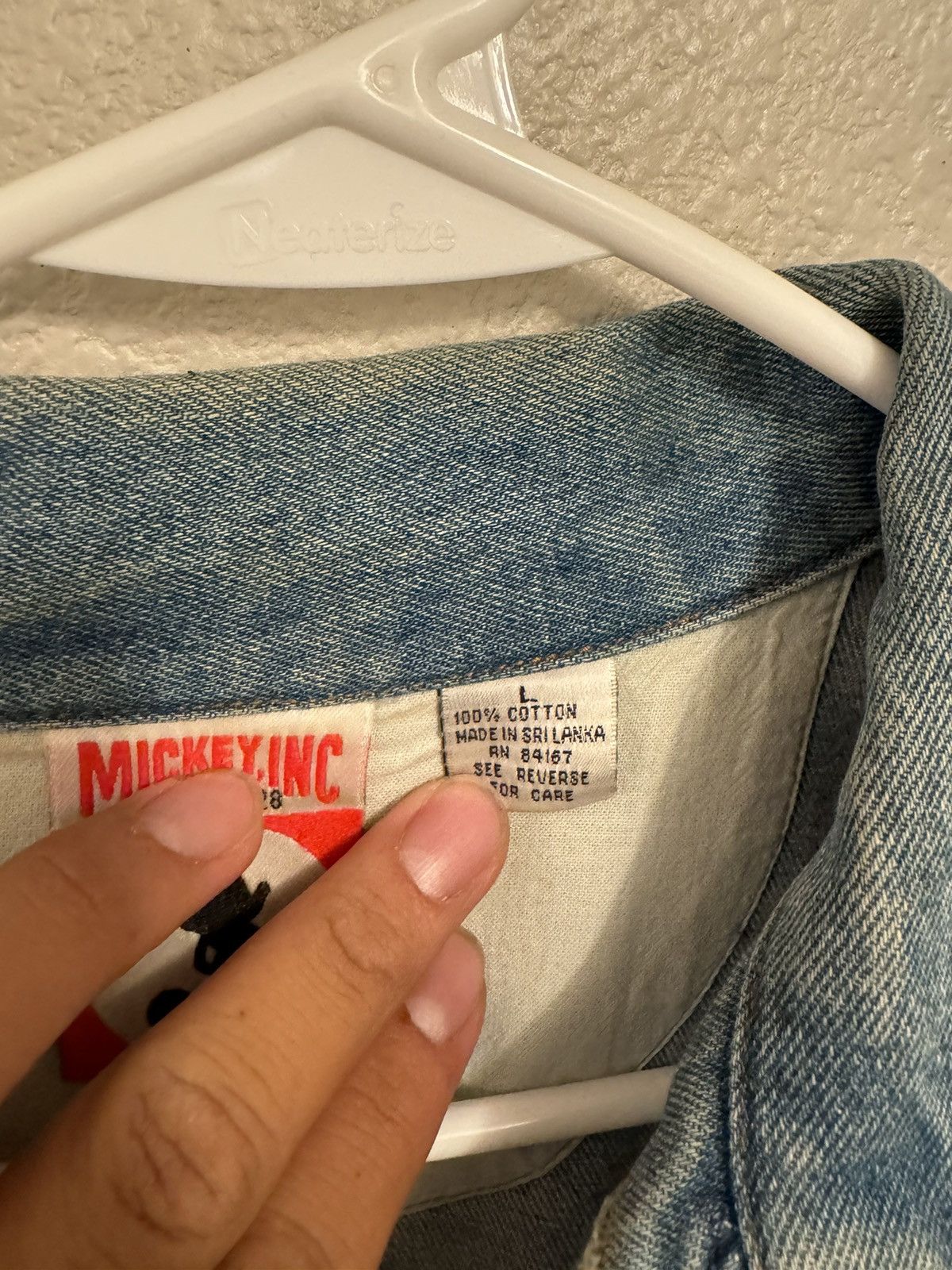 Disney × Vintage Vintage Disney Size US L / EU 52-54 / 3 - 3 Thumbnail