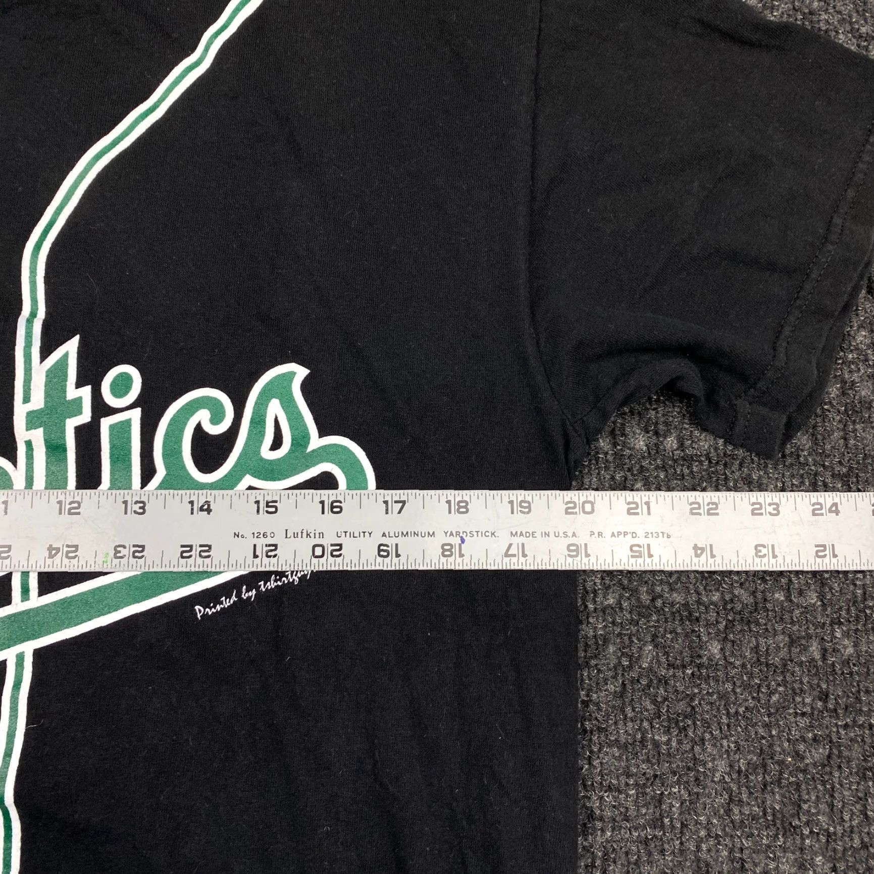 Delta VINTAGE Delta Oakland A’s Athletics Jersey Graphic Print T Shirt M Black US Sports Logo Man Adult Unisex Children 2000-2009 Mens Womens Boys Girls Size US M / EU 48-50 / 2 - 3 Thumbnail