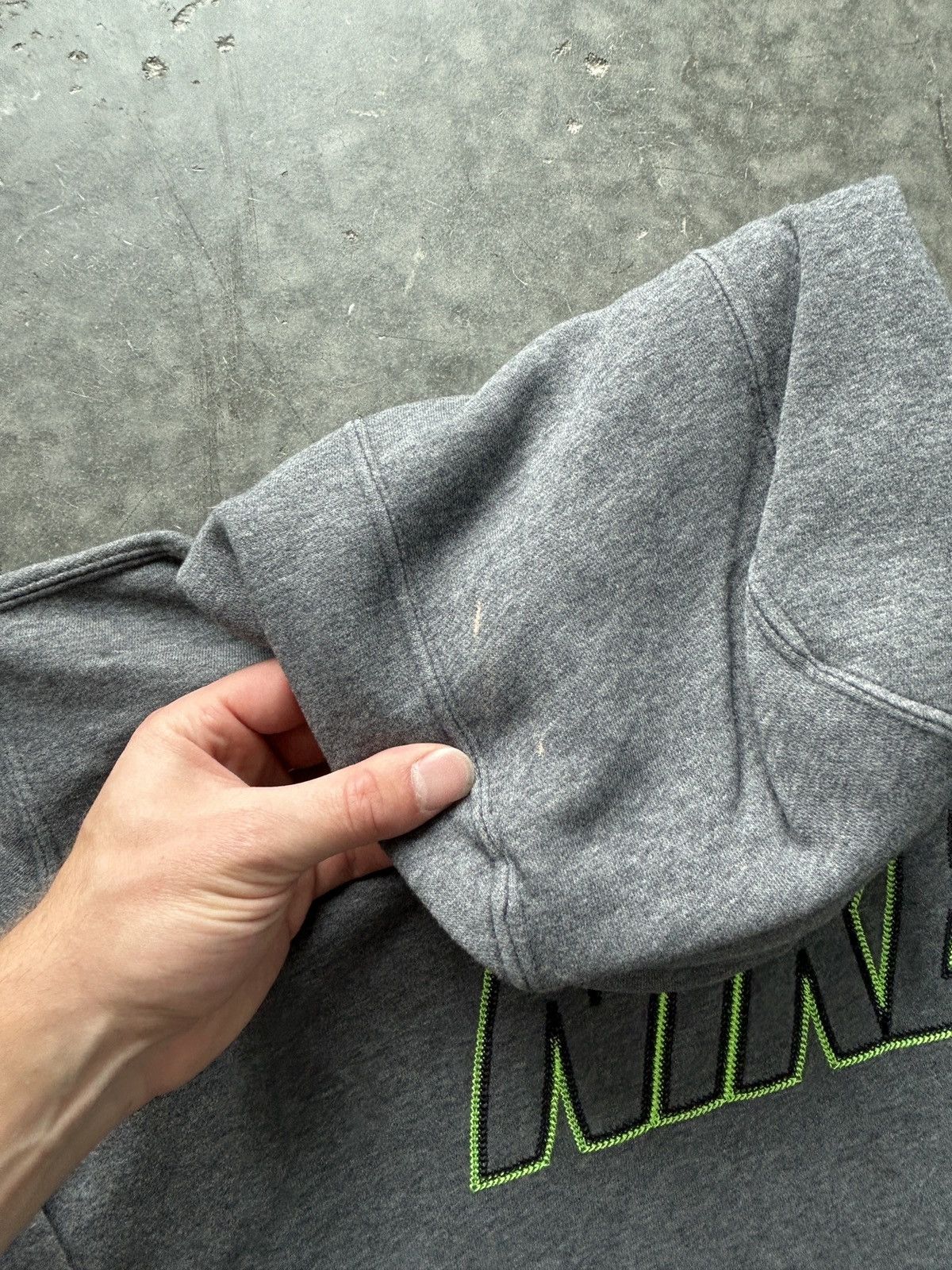 Nike Vintage Y2K Nike Hoodie Spellout Logo Size US M / EU 48-50 / 2 - 6 Thumbnail