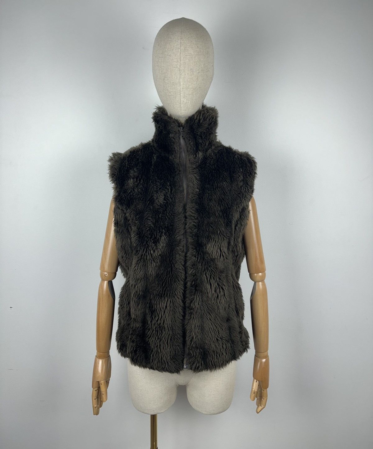 Vintage Vintage Bar Code Fur Vest Rare Jacket women’s size UK 18 Size XL / US 12-14 / IT 48-50 - 1 Thumbnail