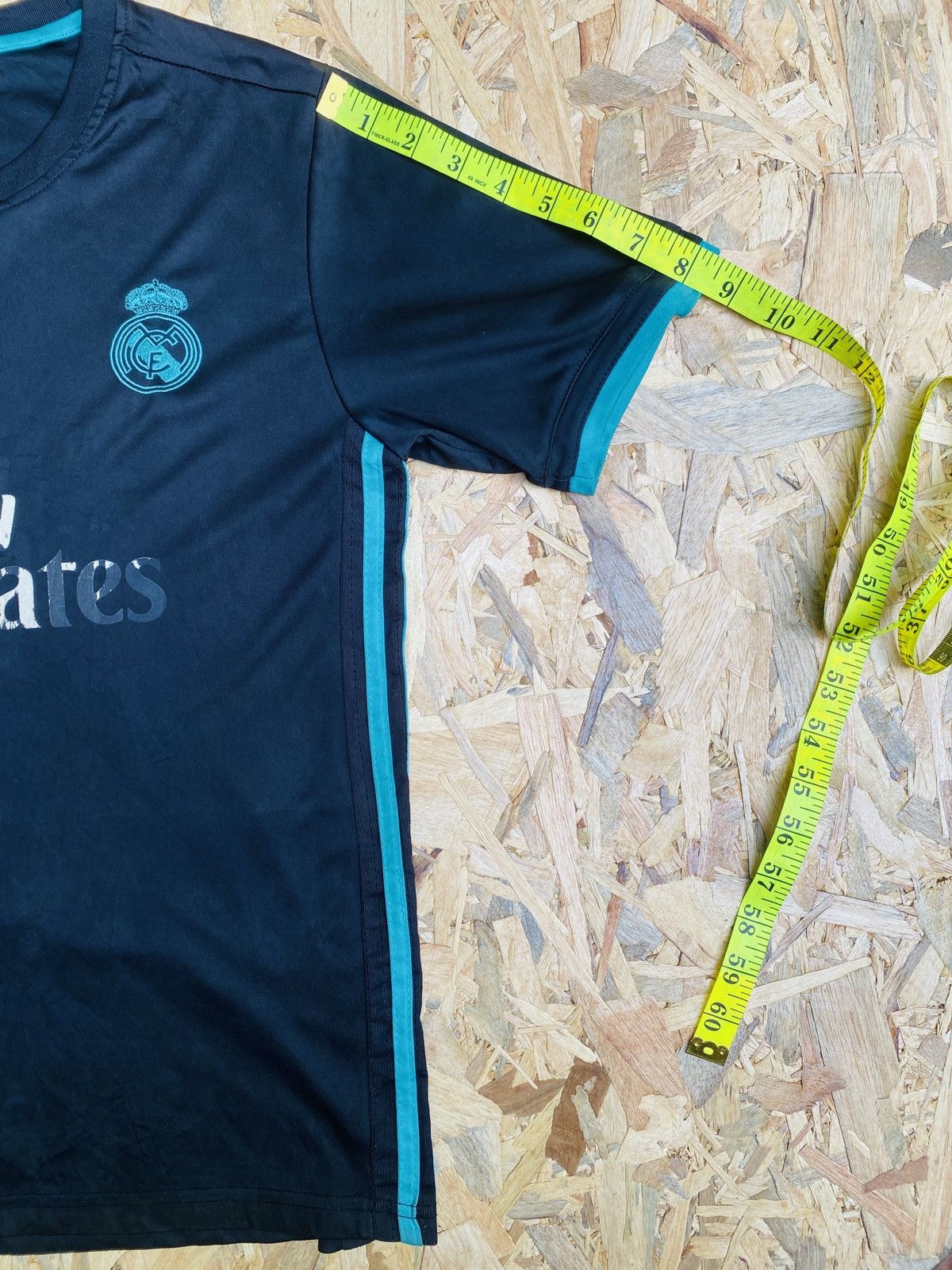 Vintage Vintage real madrid laliga soccer jerser Size US S / EU 44-46 / 1 - 16 Thumbnail