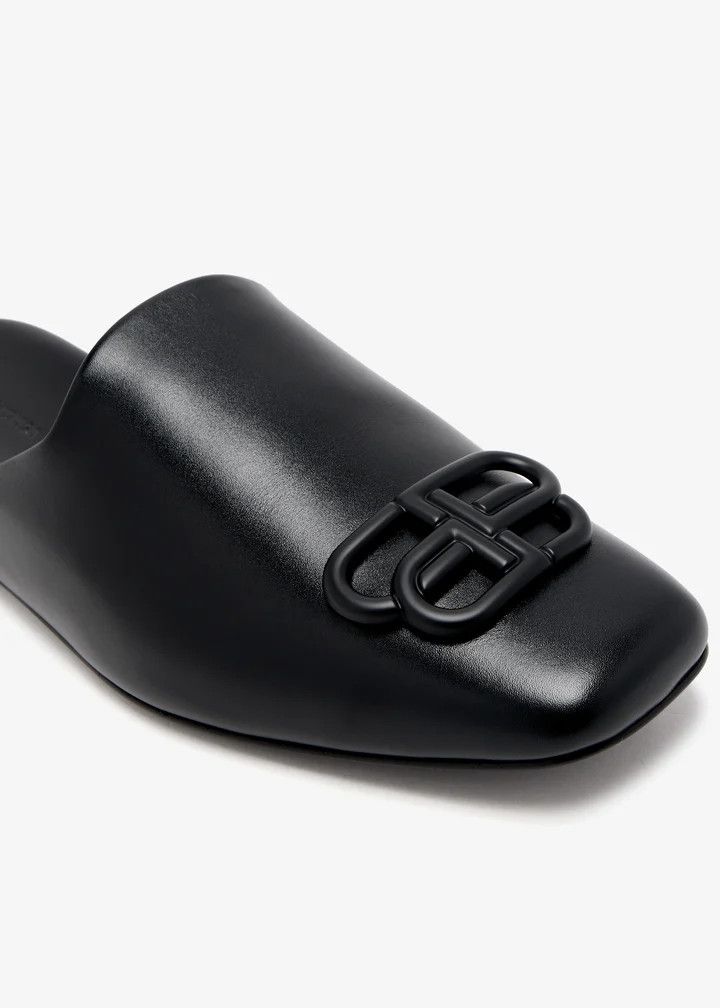 Balenciaga o1la1rc1a0226 Cosy BB Mules In Black Size US 5 / IT 35 - 2 Thumbnail