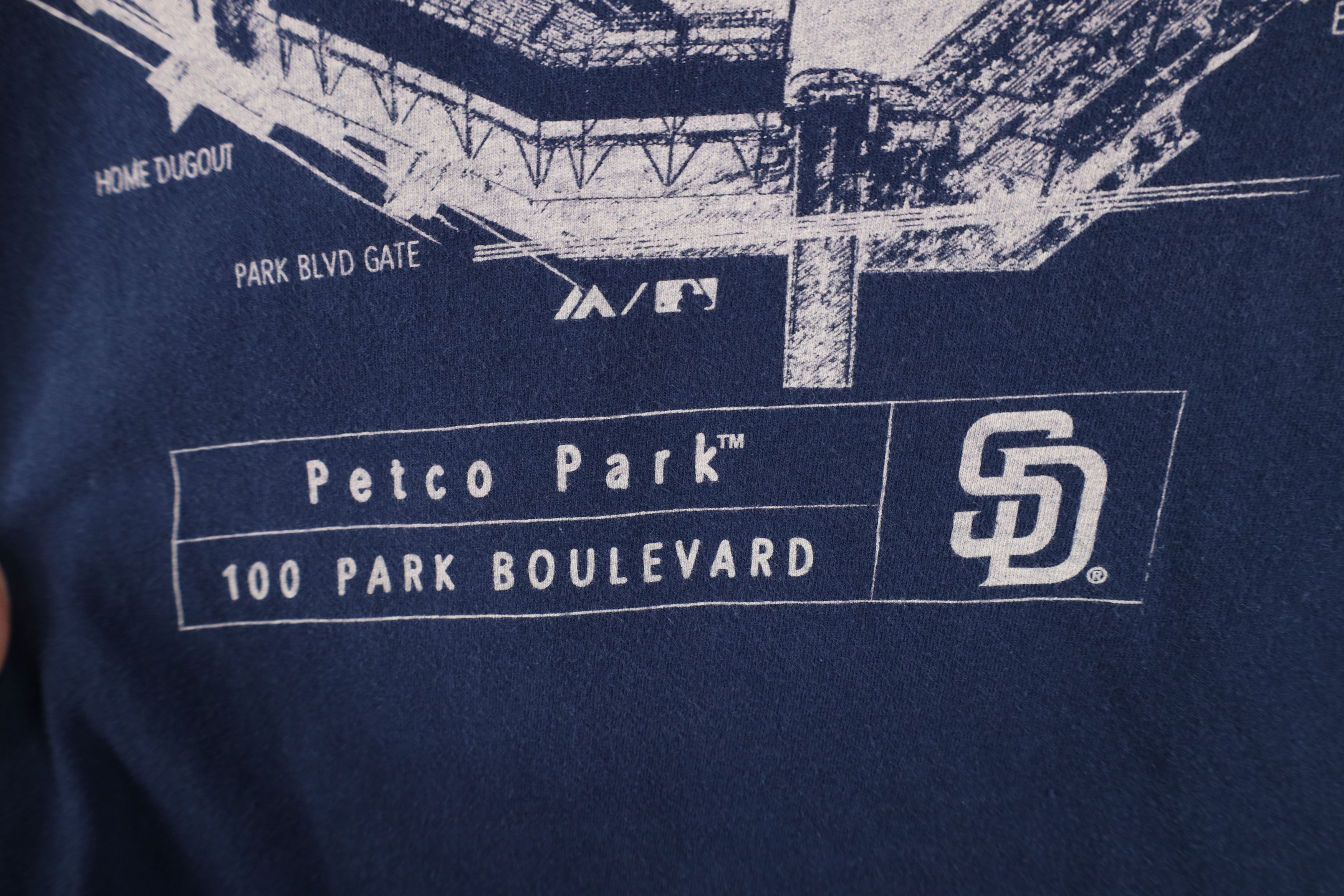 Majestic × Vintage Vintage Majestic Petco San Diego Padres Baseball T-Shirt Size US 32 / EU 48 - 8 Thumbnail