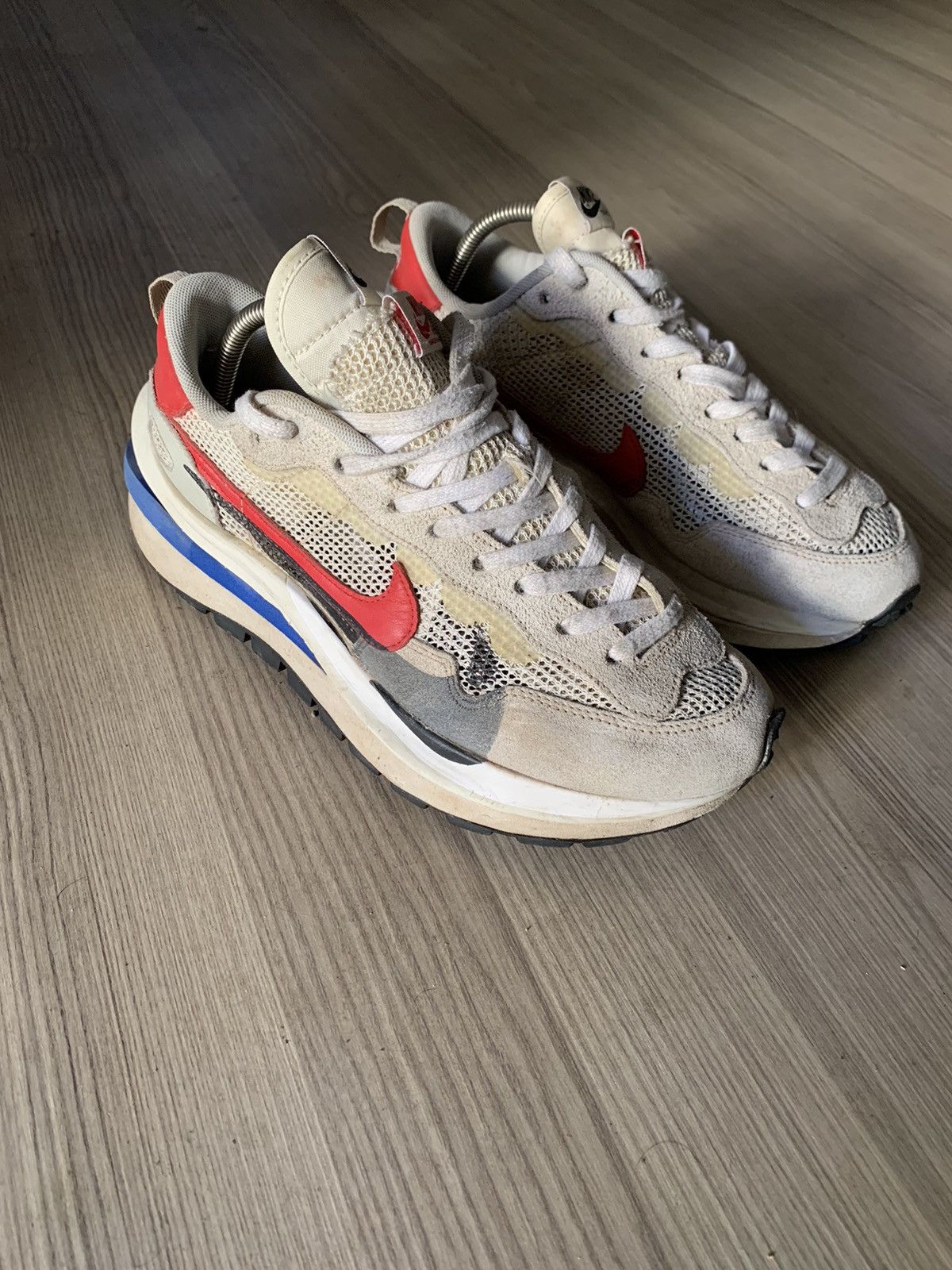 Nike × Sacai Nike x Sacai VaporWaffle Sport Fuchsia Game Royal sneaker Size US 9 / EU 42 - 9 Thumbnail