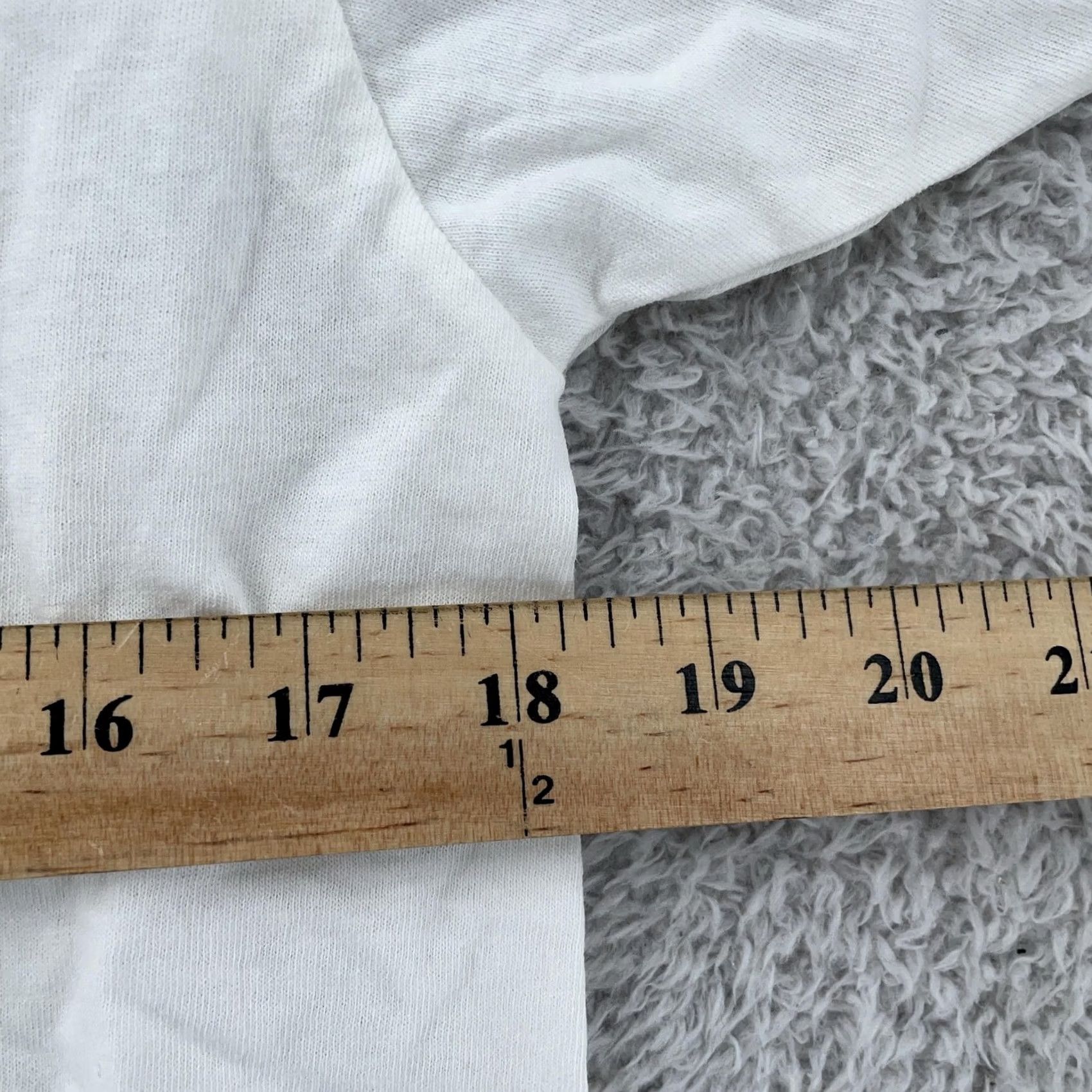 Hanes VINTAGE Hanes White T-Shirt Mens S Short Sleeve Crew Neck Cotton Plain Size US S / EU 44-46 / 1 - 5 Thumbnail