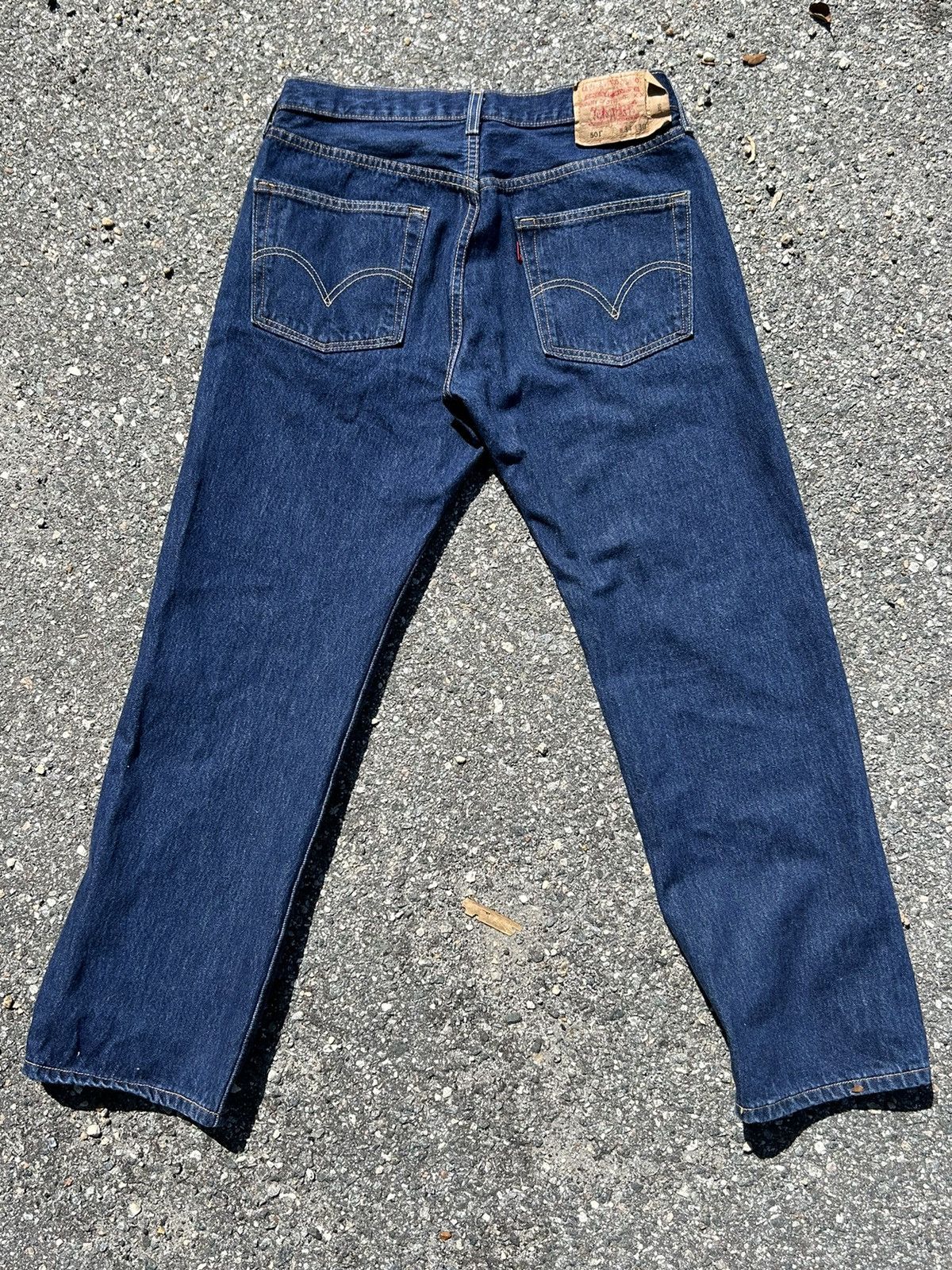 Levi's *Blank Tab* Vintage Levi’s Blue 501’s Size US 34 / EU 50 - 3 Thumbnail