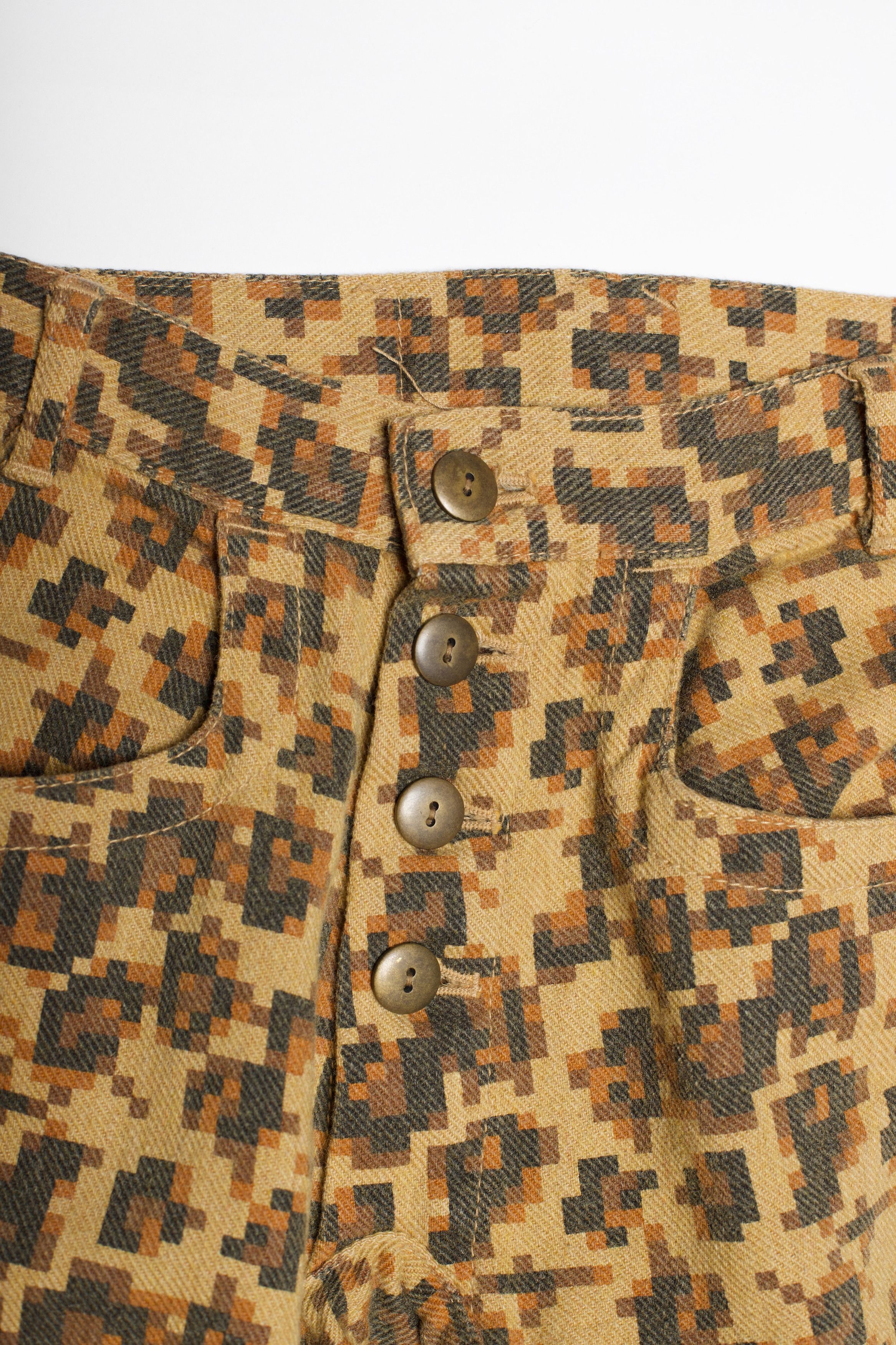 Beauty Beast 2beauty:beast Dark Knight Digital Camo Shorts Size US 31 - 3 Thumbnail