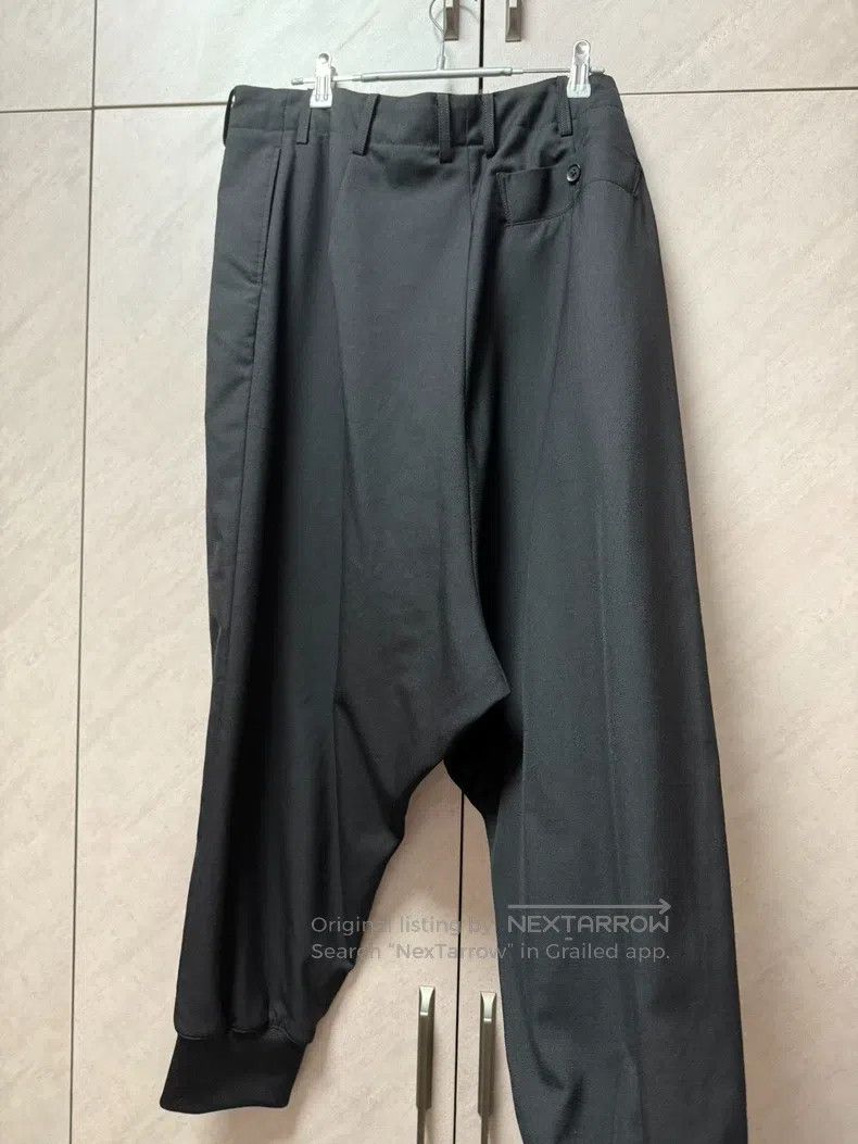 Yohji Yamamoto Yohji Yamamoto size 3 Asymmetric wool trousers Size US 30 / EU 46 - 2 Thumbnail