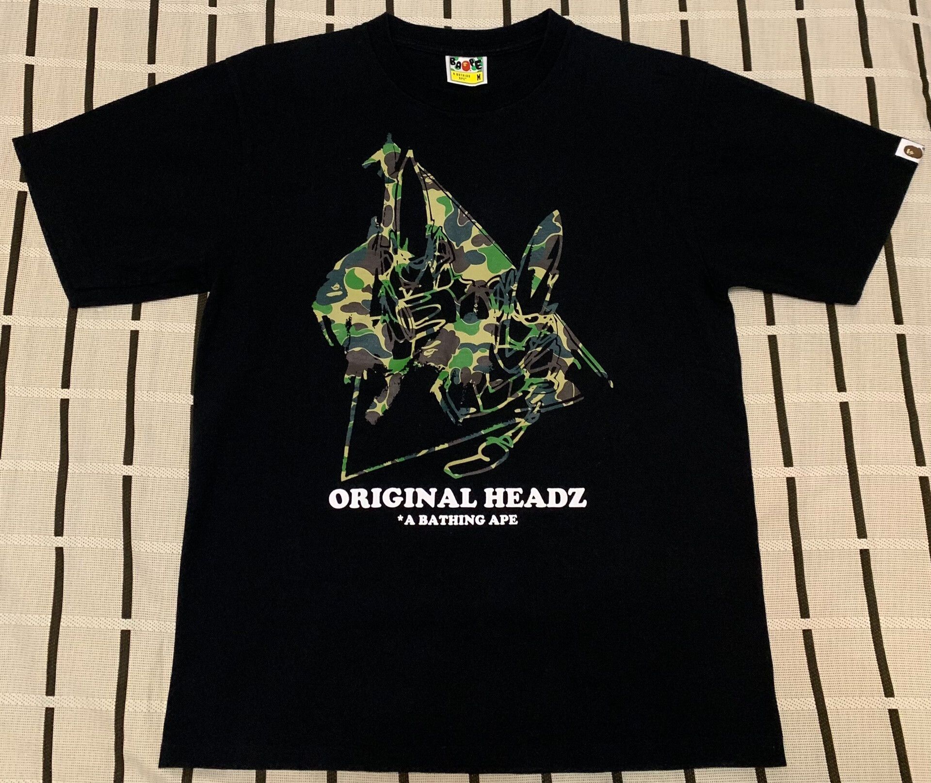 Bape Bape Collab Camo Green T-Shirt M Men Size US M / EU 48-50 / 2 - 1 Thumbnail