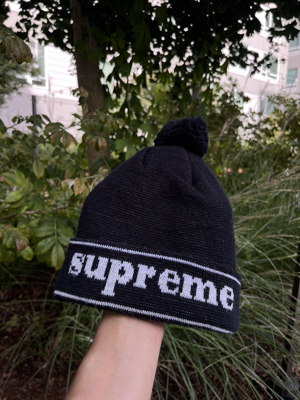 Supreme Supreme Hat Cap Big Logo Pom Beanie Size ONE SIZE - 8 Thumbnail