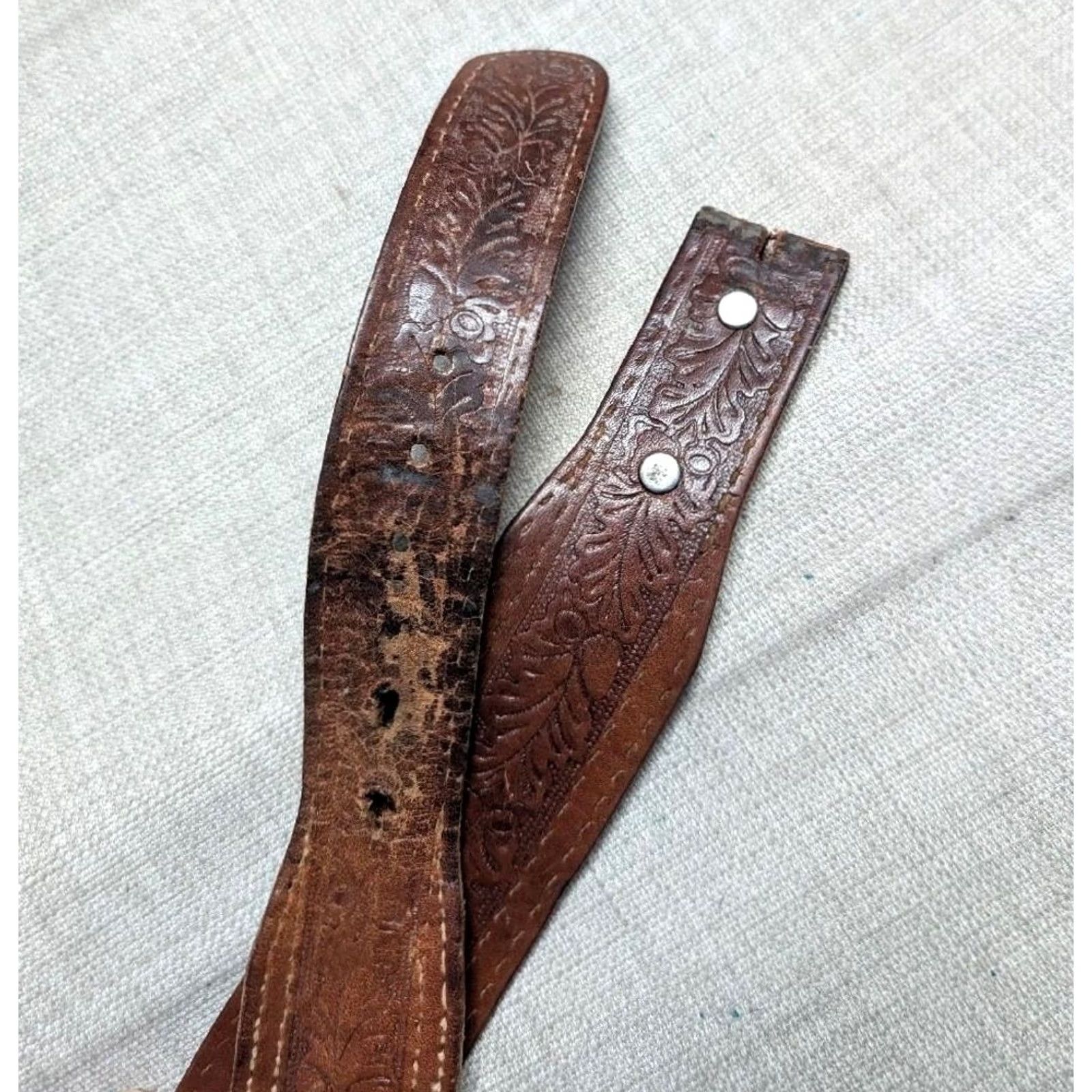 Vintage VINTAGE western belt Tooled brown cowhide leather 34 belt Men Regular 34 width 1-7/8" patina rodeo southwest buckle tapered belts Size 34 - 5 Thumbnail