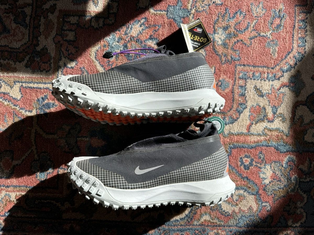 Nike ACG Rare Nike ACG Mountain FLY high color way Size US 10.5 / EU 43-44 - 2 Thumbnail