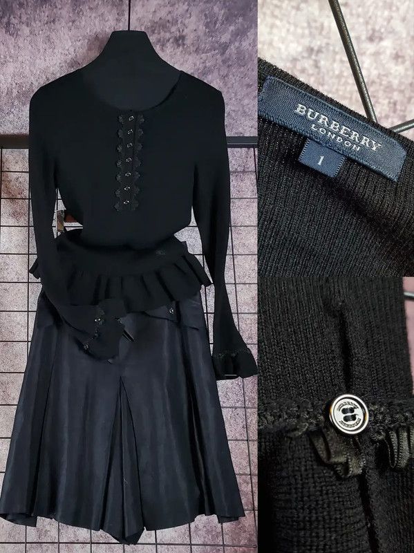 Burberry Burberry Black Wool Embroidered Long Sleeve Top Size S / US 4 / IT 40 - 1 Thumbnail