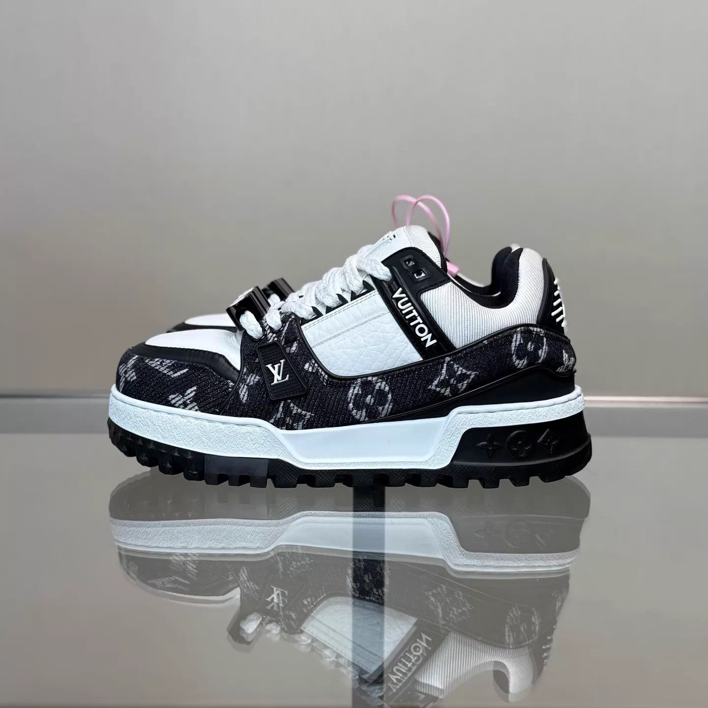 Louis Vuitton LV Trainer maxi Black White Panda UK3/37 Box Size US 6.5 / IT 36.5 - 5 Thumbnail