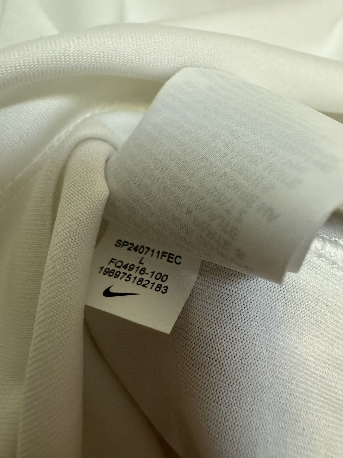 Nike Nike Basketball T Shirt Size US L / EU 52-54 / 3 - 5 Thumbnail