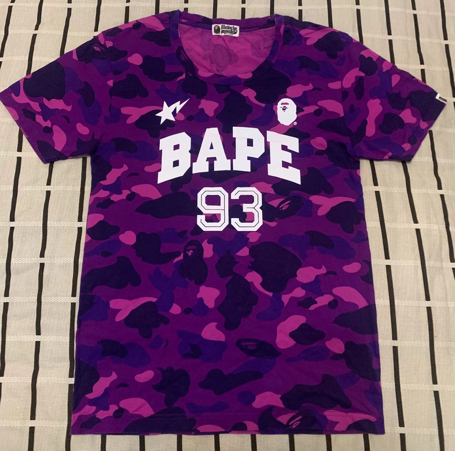 Bape Bape Camo Ape Head Purple T-Shirt Men Size US M / EU 48-50 / 2 - 1 Thumbnail