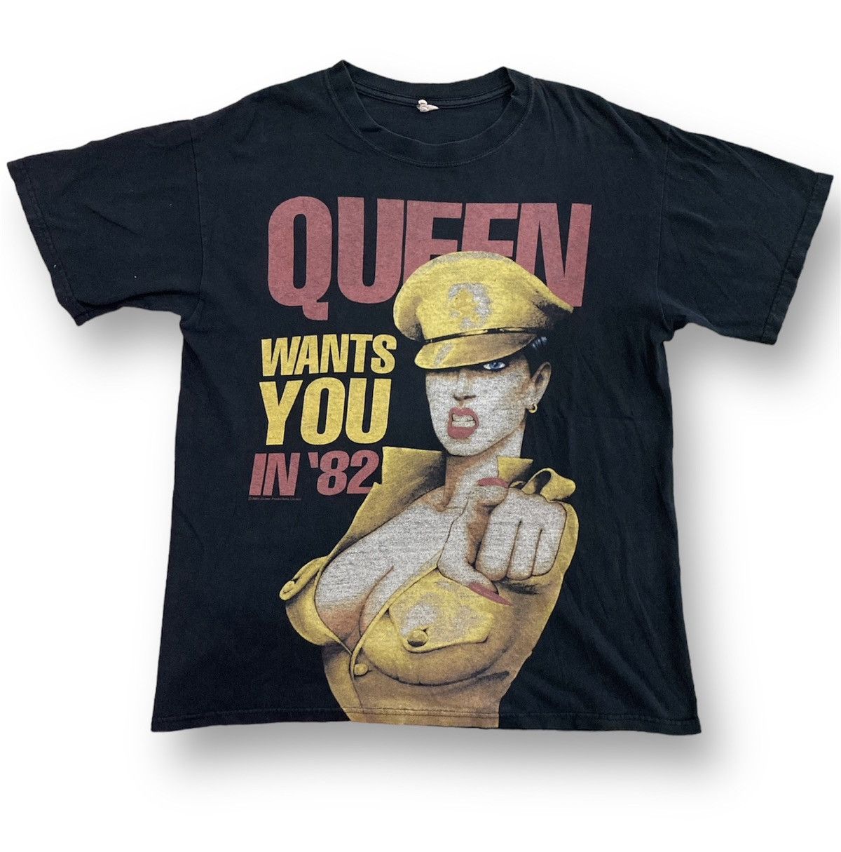 Band Tees × Vintage Vintage Queen band Y2K : Queen Wants You in 82 Hot Space T Size US L / EU 52-54 / 3 - 1 Thumbnail