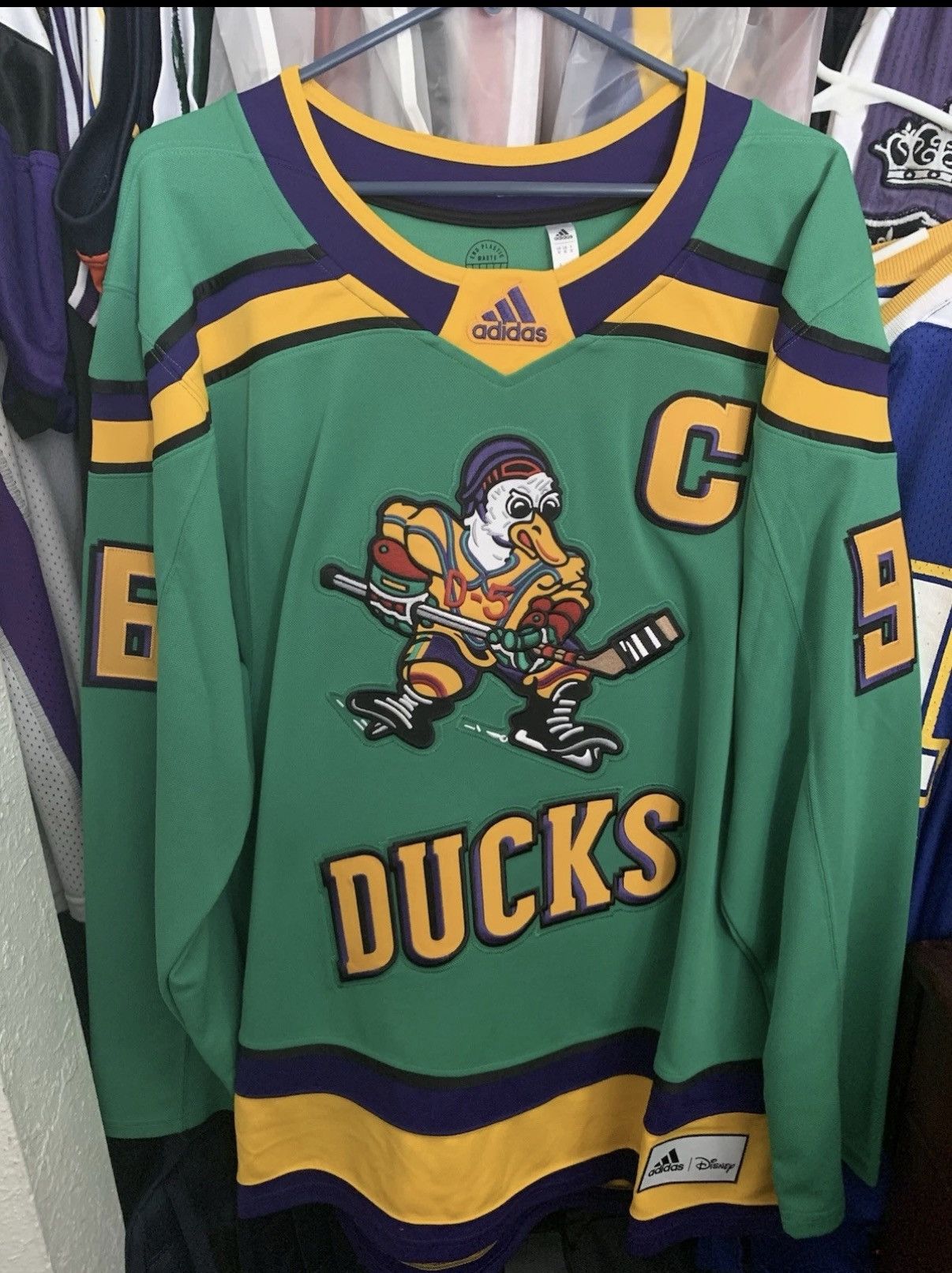 Adidas × Disney Authentic Mighty Ducks Charlie Conway Hockey Jersey Size 52 Size US L / EU 52-54 / 3 - 1 Thumbnail