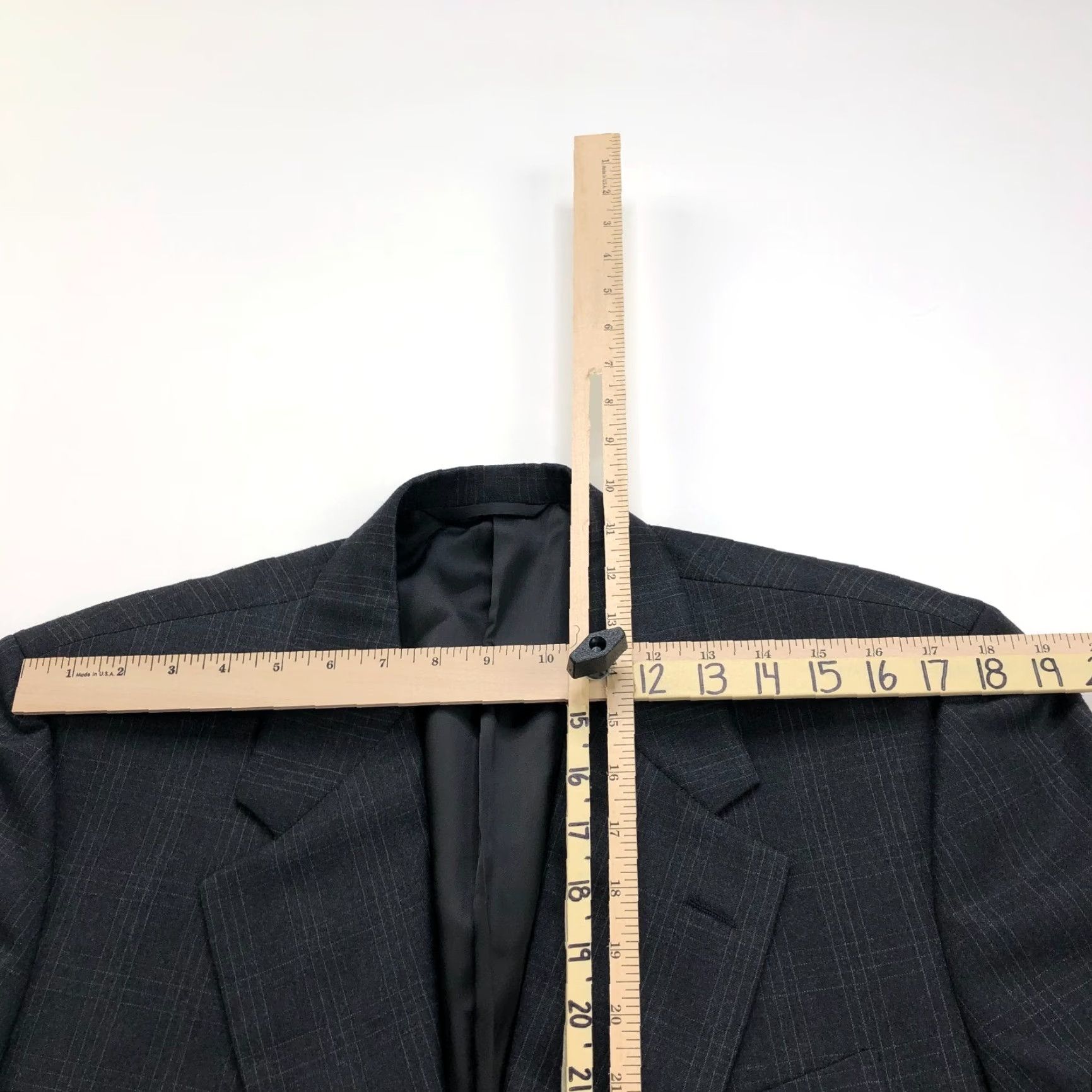 Vintage Hickey Freeman 46 R Gray Plaid Wool Button Sport Coat Jacket Men’s Suit Jacket, One Piece, Notch Lapel, Regular Fit, Dry Clean Only, Wool, 100% Wool Size 46R - 6 Thumbnail