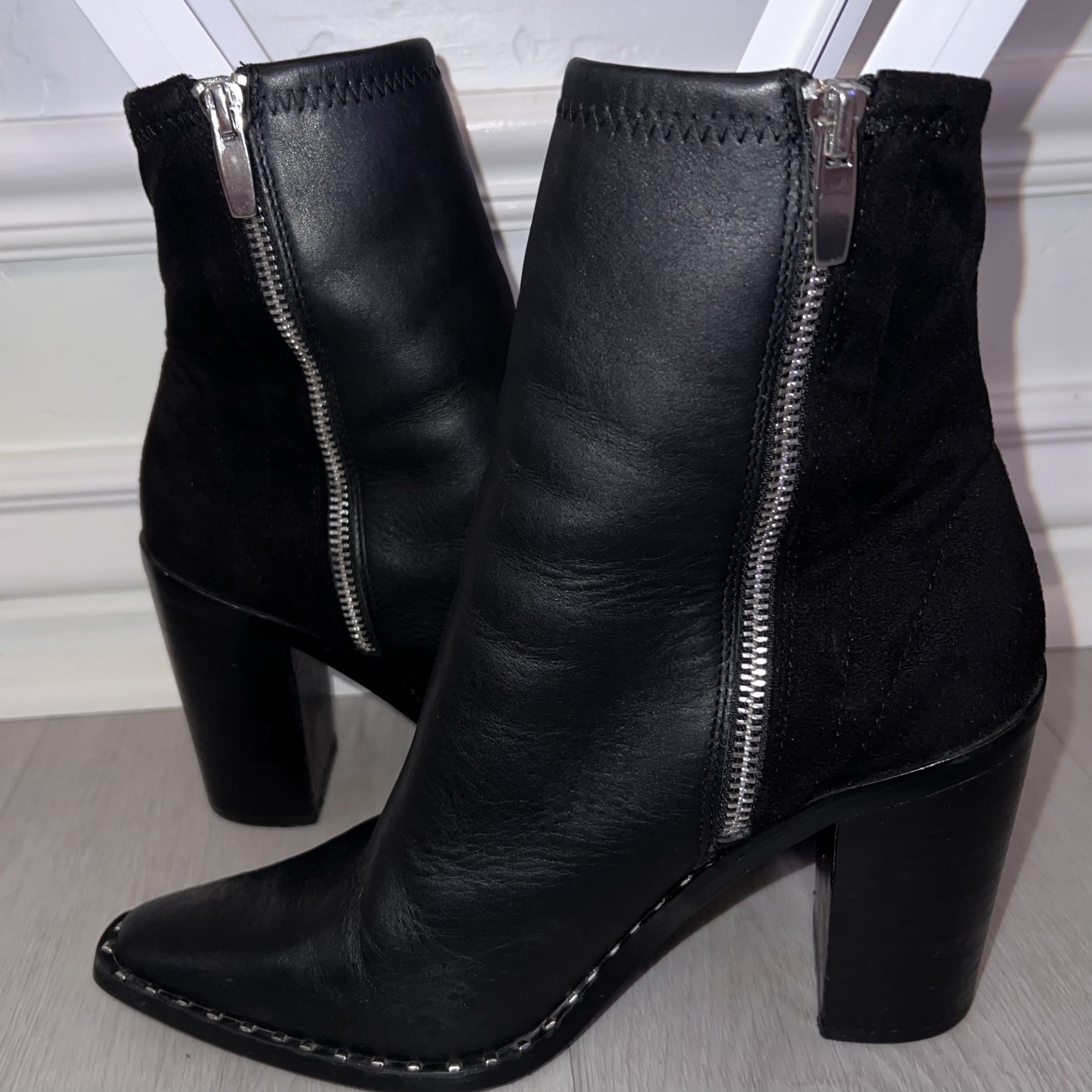 Aldo Aldo Loviren Black Studded Suede and Leather Ankle Boots 7.5 Size US 7.5 / IT 37.5 - 3 Thumbnail