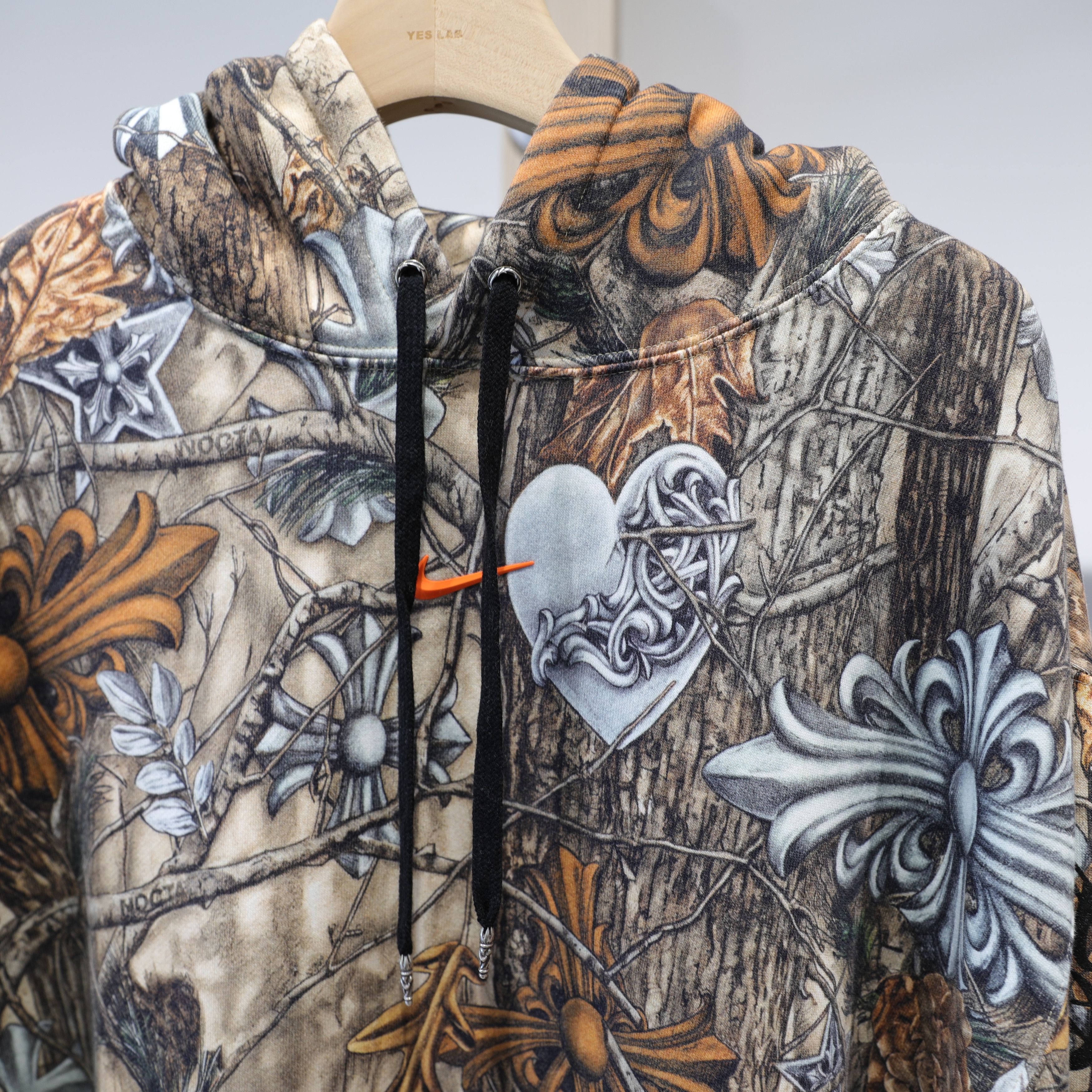 Chrome Hearts Chrome Hearts x Drake Camo NIKE NOCTA Hoodie Size US XXL / EU 58 / 5 - 3 Thumbnail