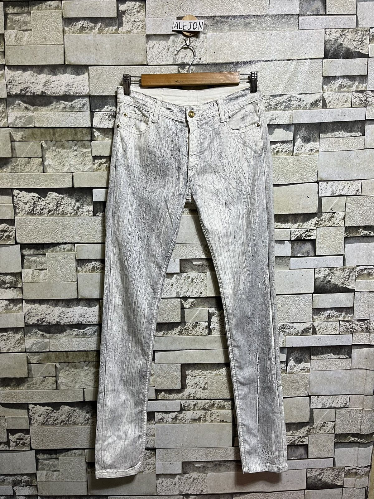 image of Faith Connexion Printed Design Pants Women in White (Size 28)