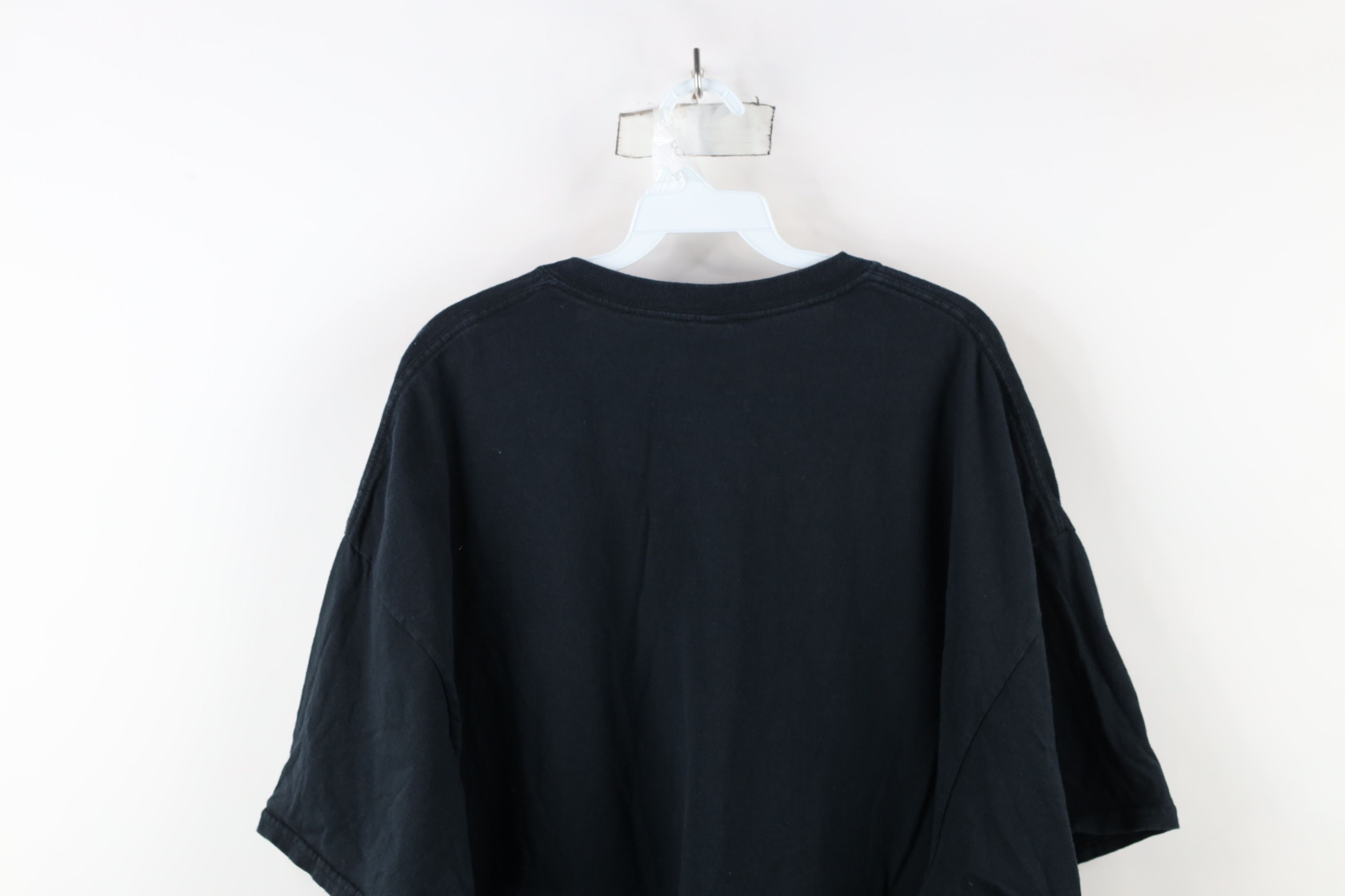 Vintage Vintage Y2K Streetwear Skeleton Pirate Ship T-Shirt Black Size US XXL / EU 58 / 5 - 7 Thumbnail