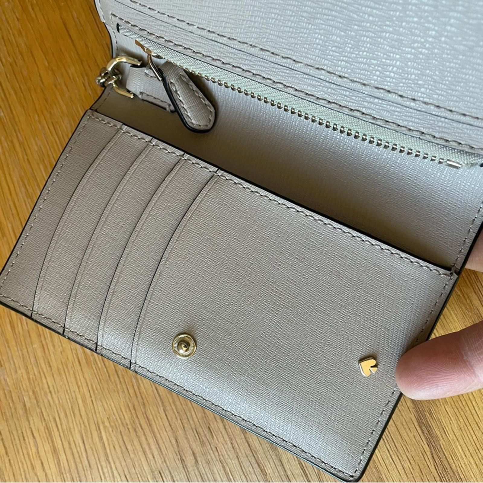 Designer Kate Spade Leather Black & Beige Key Coin Purse Wallet Size ONE SIZE - 8 Thumbnail