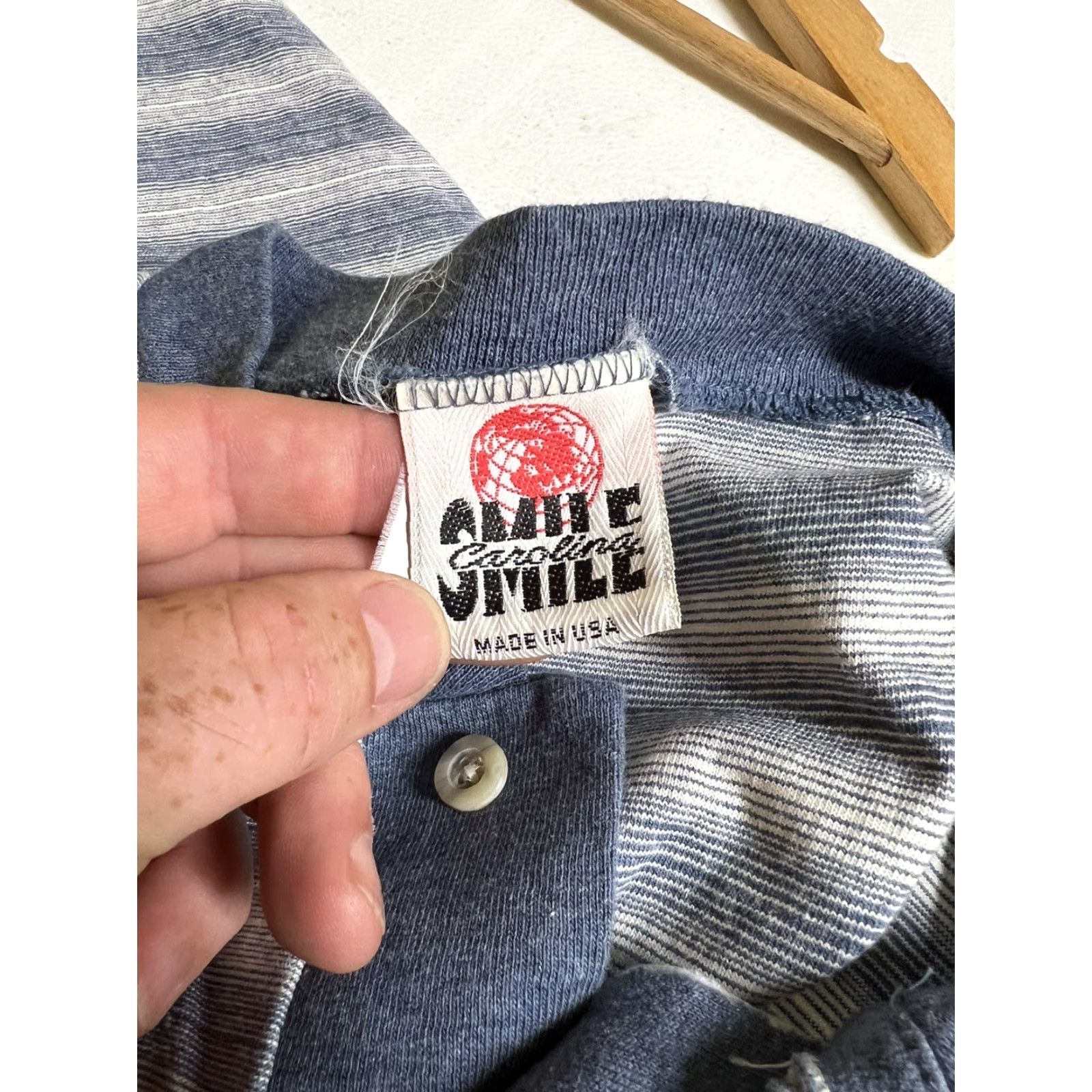 Vintage VINTAGE Carolina Smile Shirt Mens L Blue 90s Embroidered Striped Crew Neck Short Sleeve 1990s Mens Size US L / EU 52-54 / 3 - 6 Thumbnail