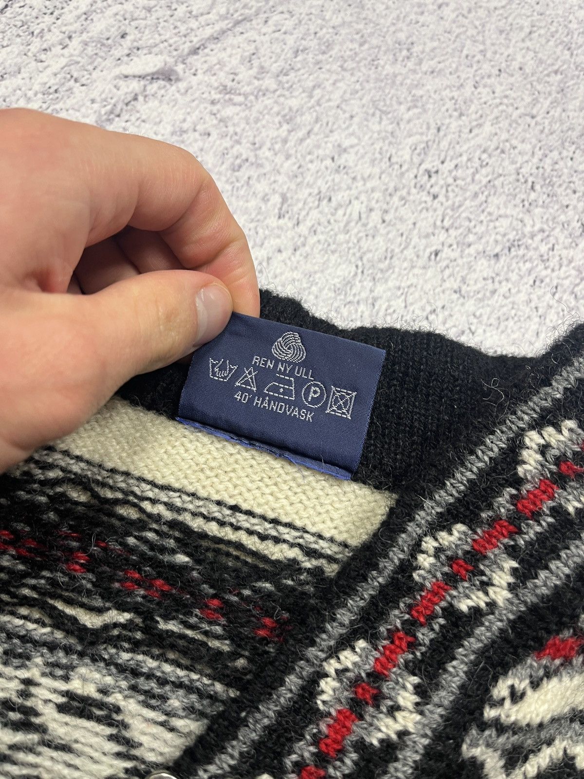 Vintage Vintage Skjaeveland Norway Cardigan Wool Sweater Metal Clips Size US M / EU 48-50 / 2 - 11 Thumbnail