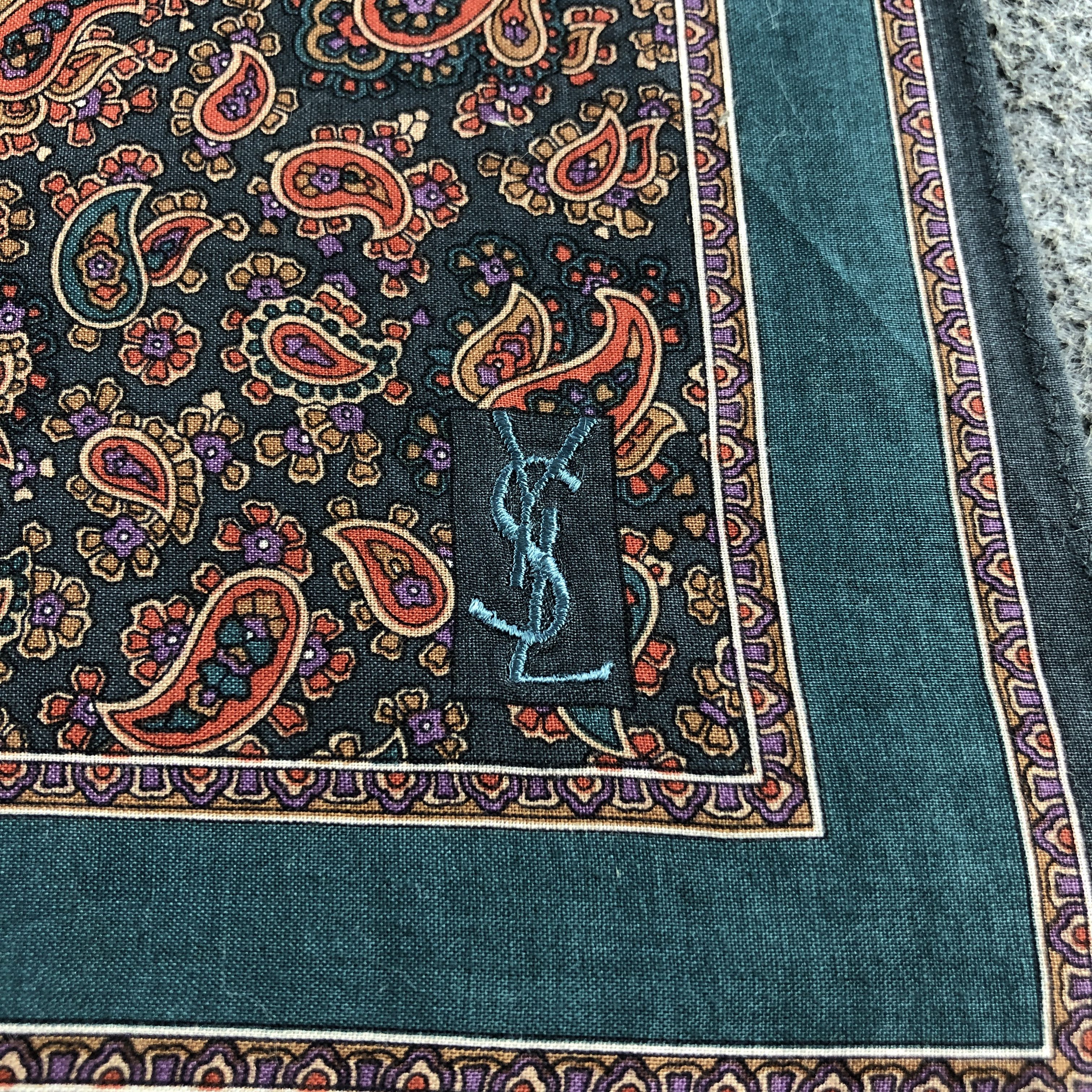 Yves Saint Laurent YSL Paisley Handkerchief Neckerchief Bandana H2747 Size ONE SIZE - 4 Thumbnail