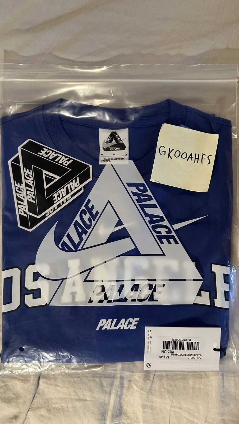 Palace Nike Shop T-Shirt LA Los Angeles P29TS287 Size US M / EU 48-50 / 2 - 1 Thumbnail