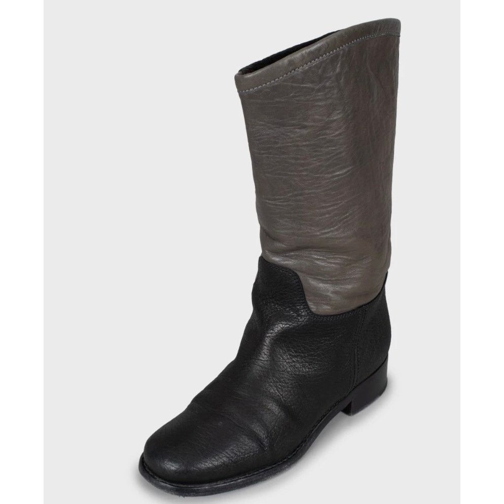 Chanel Chanel Two-Tone Leather Boots - Black & Beige - Size 36.5 Size US 5.5 / IT 35.5 - 3 Thumbnail