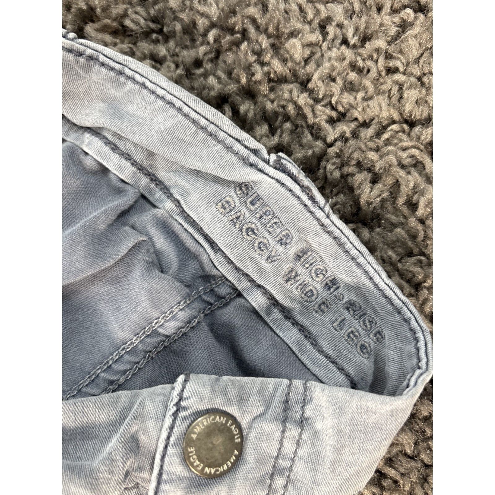 American Eagle Outfitters VINTAGE? American Eagle Pants Cargo Wide-Leg Baggy Blue 18 Women Womens Size 18 Wide-Leg Cargo Pants Blue American Eagle Outfitters Pants Womans 18 Size 40" / US 18 - 7 Thumbnail